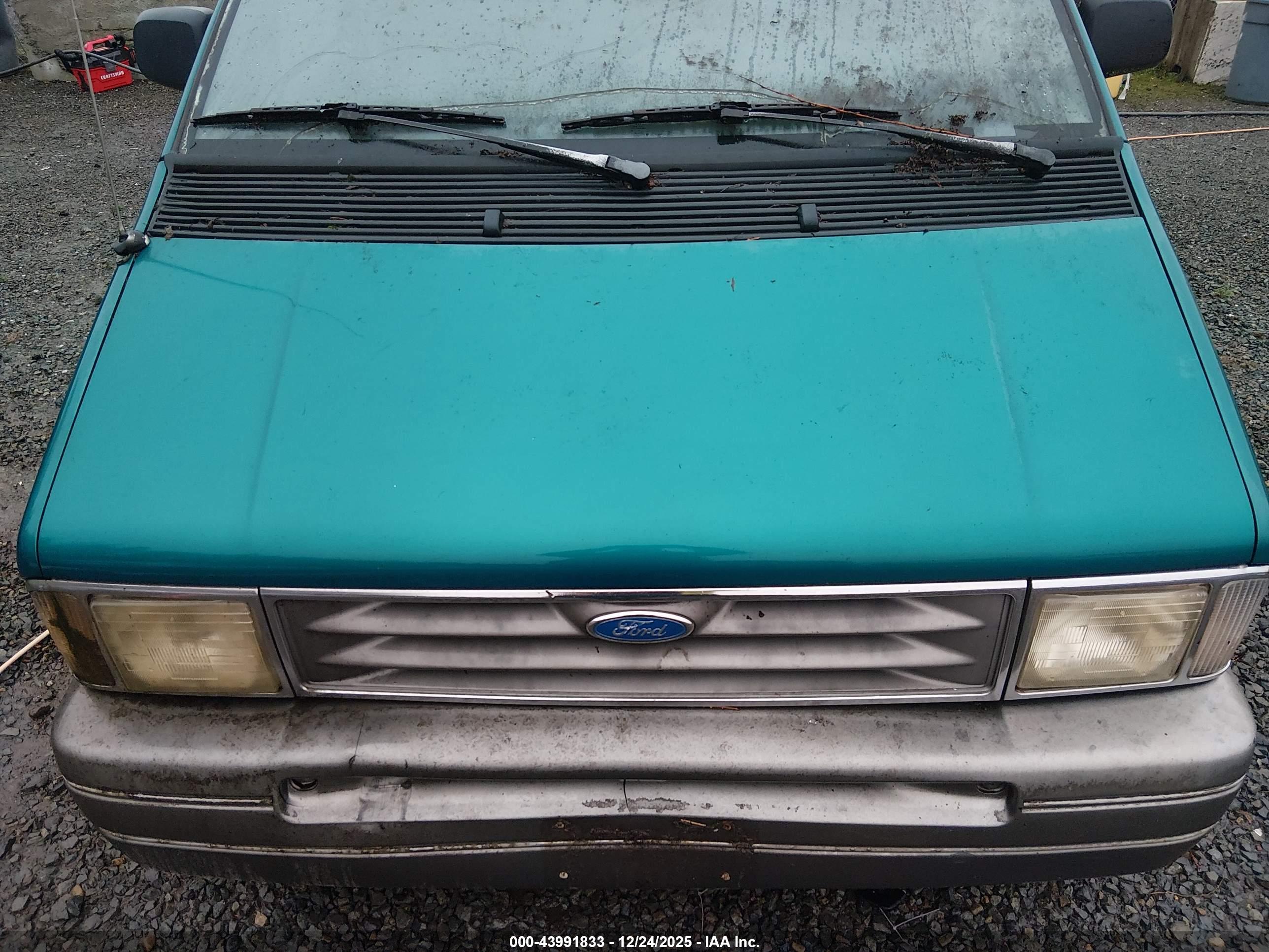 FORD AEROSTAR image 10