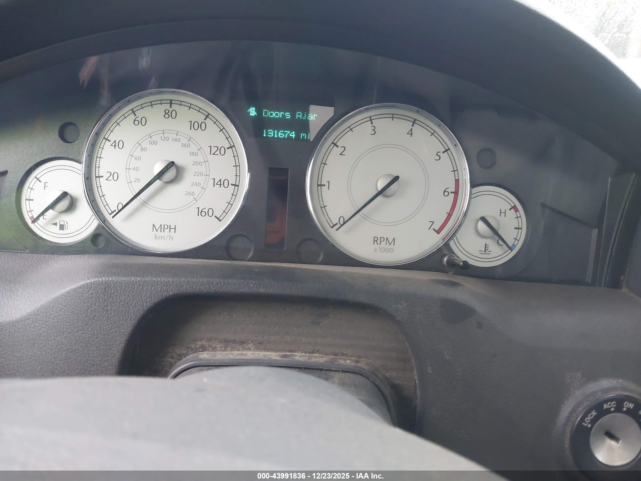 CHRYSLER 300C image 7