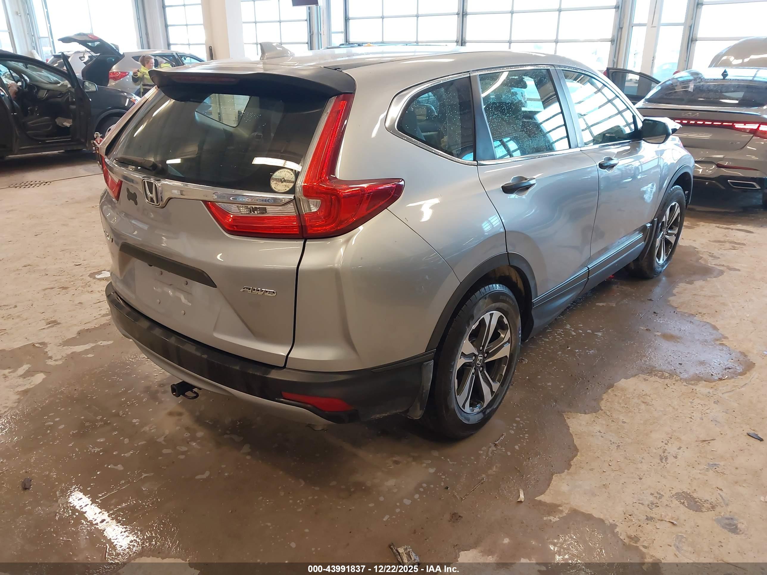 HONDA CR-V image 4