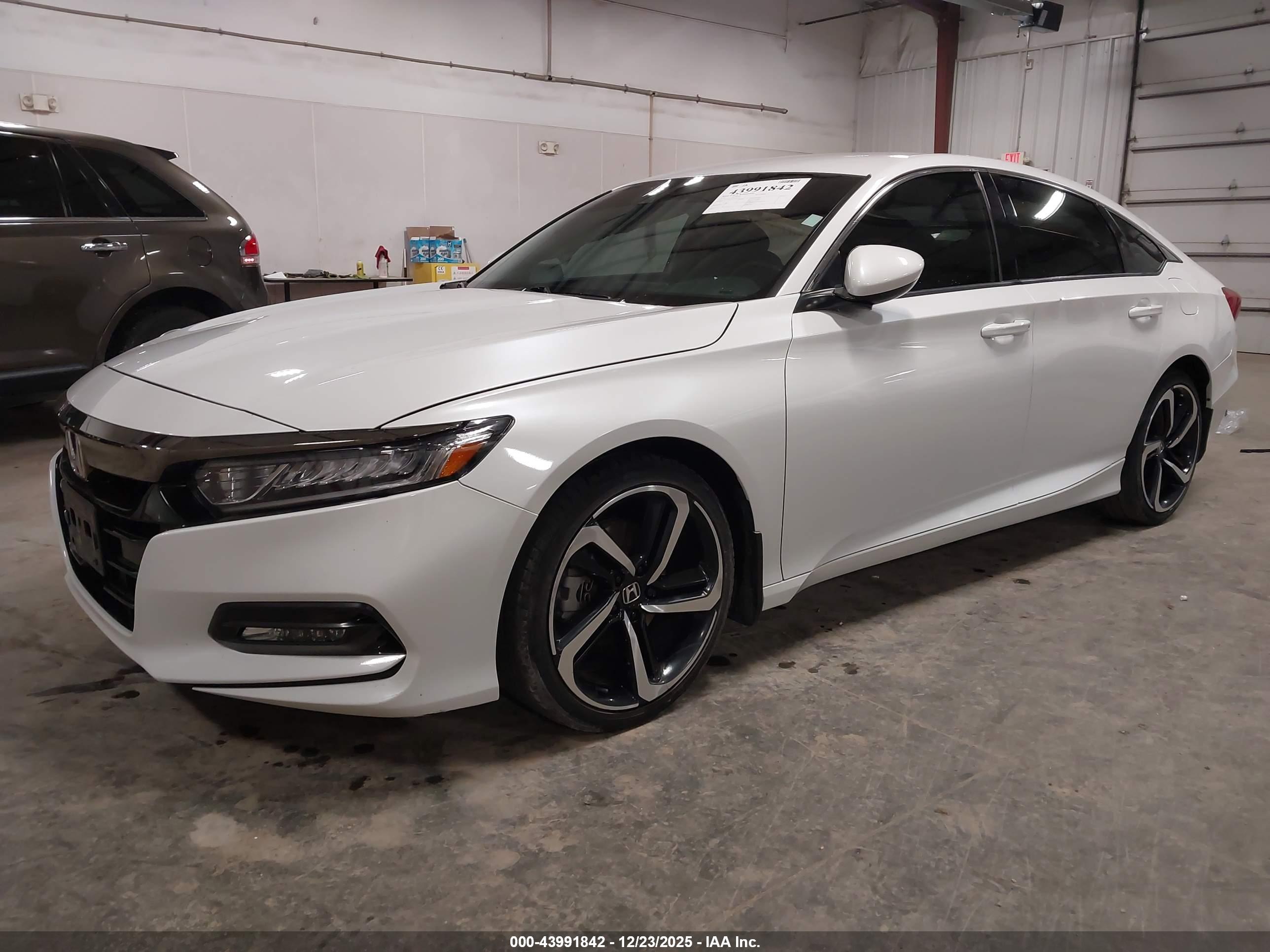 HONDA ACCORD image 2