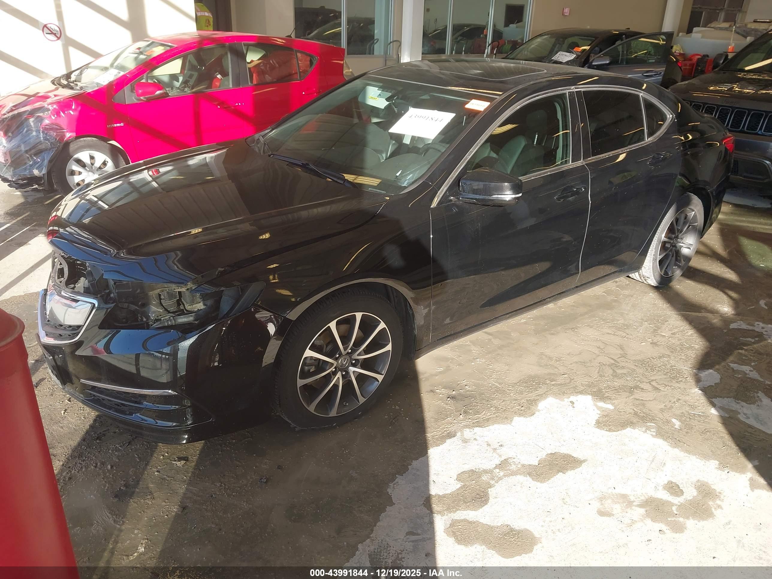 ACURA TLX image 2