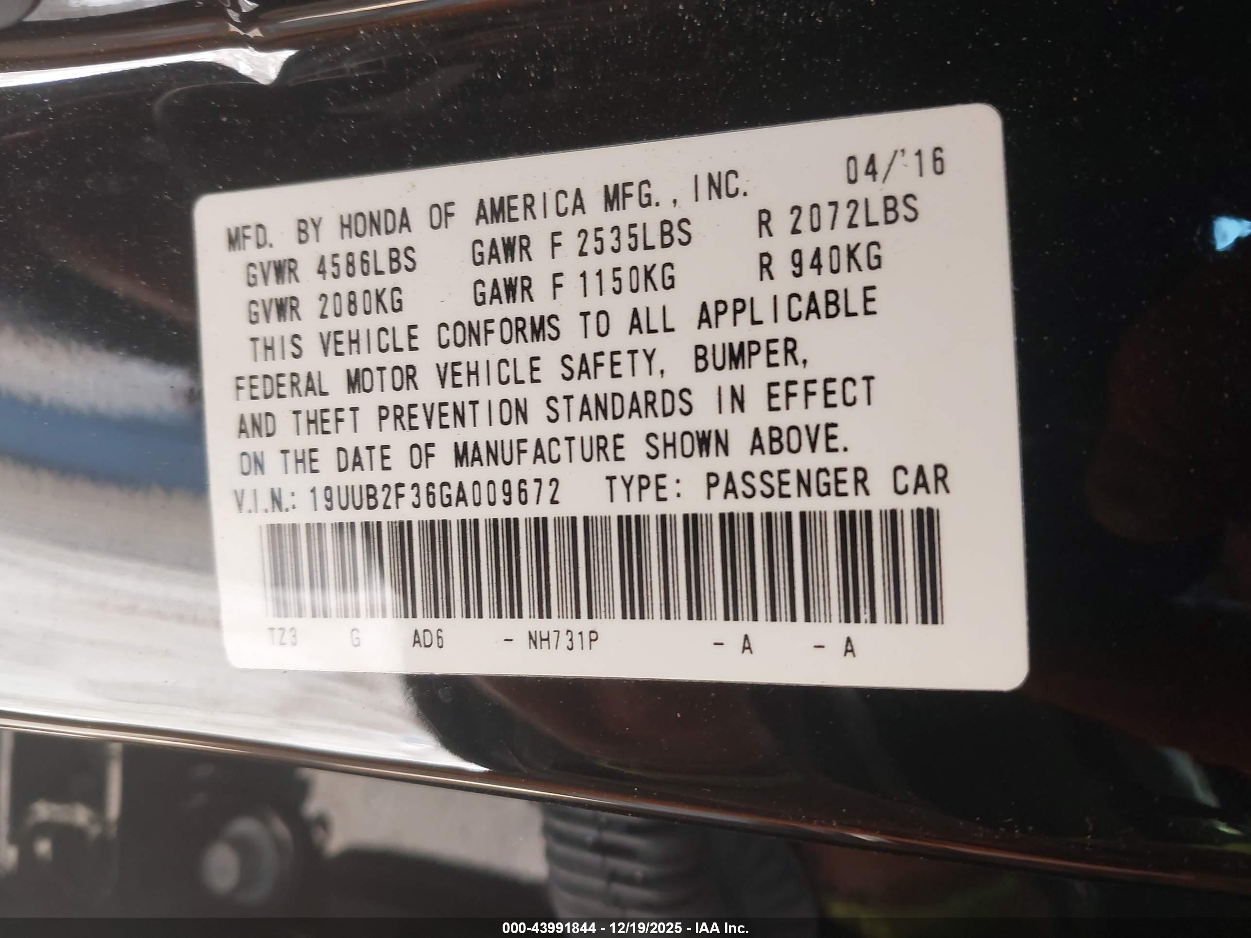 ACURA TLX image 9
