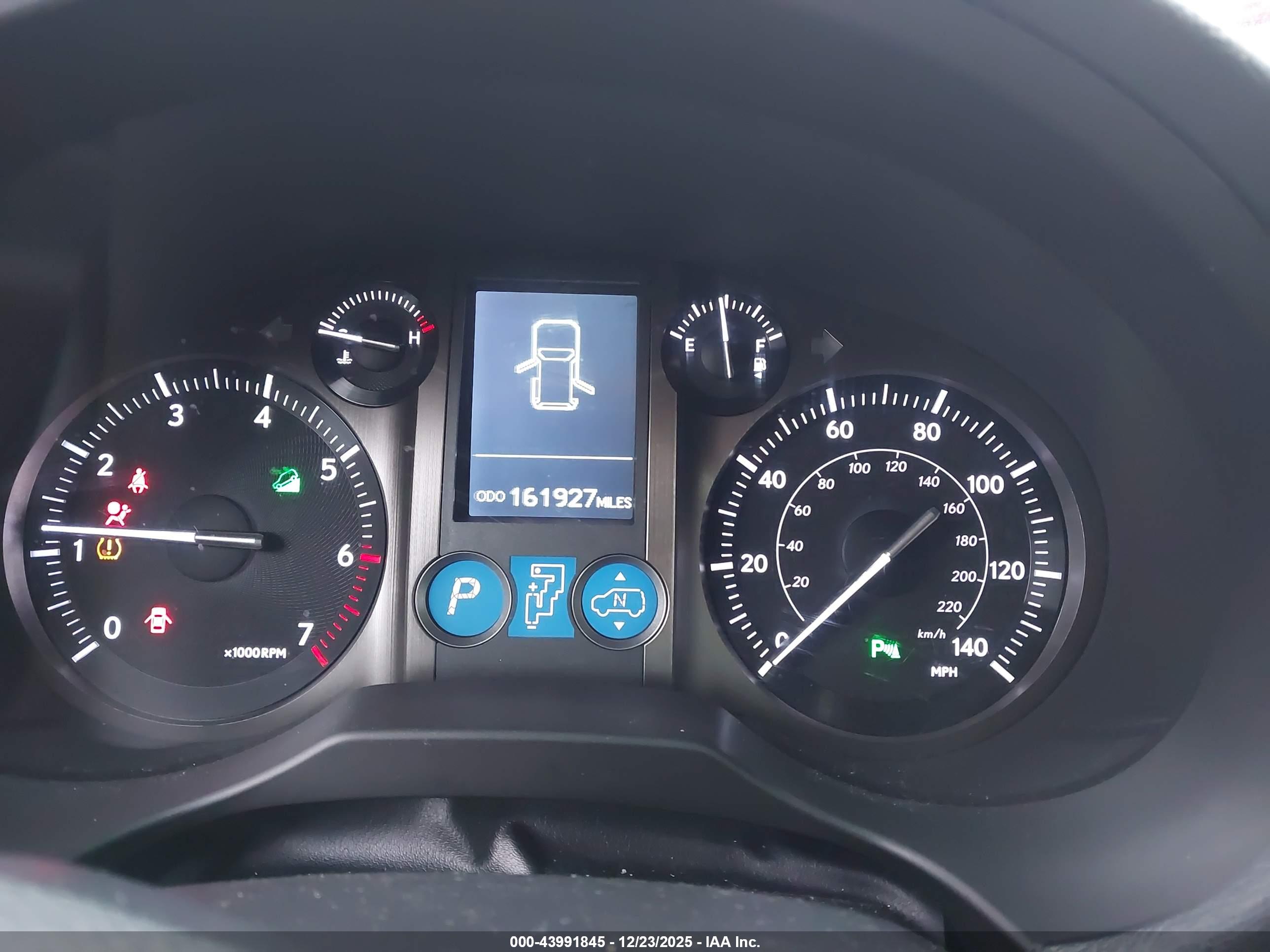 LEXUS GX image 7