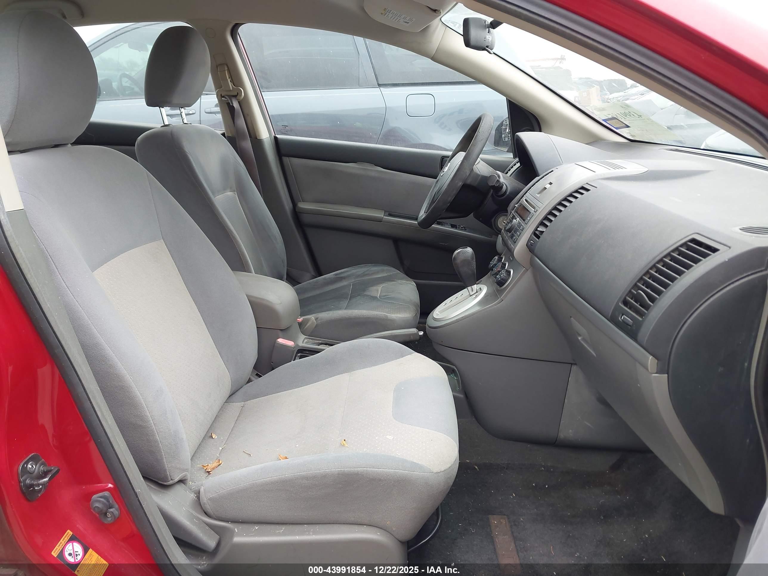 NISSAN SENTRA image 5