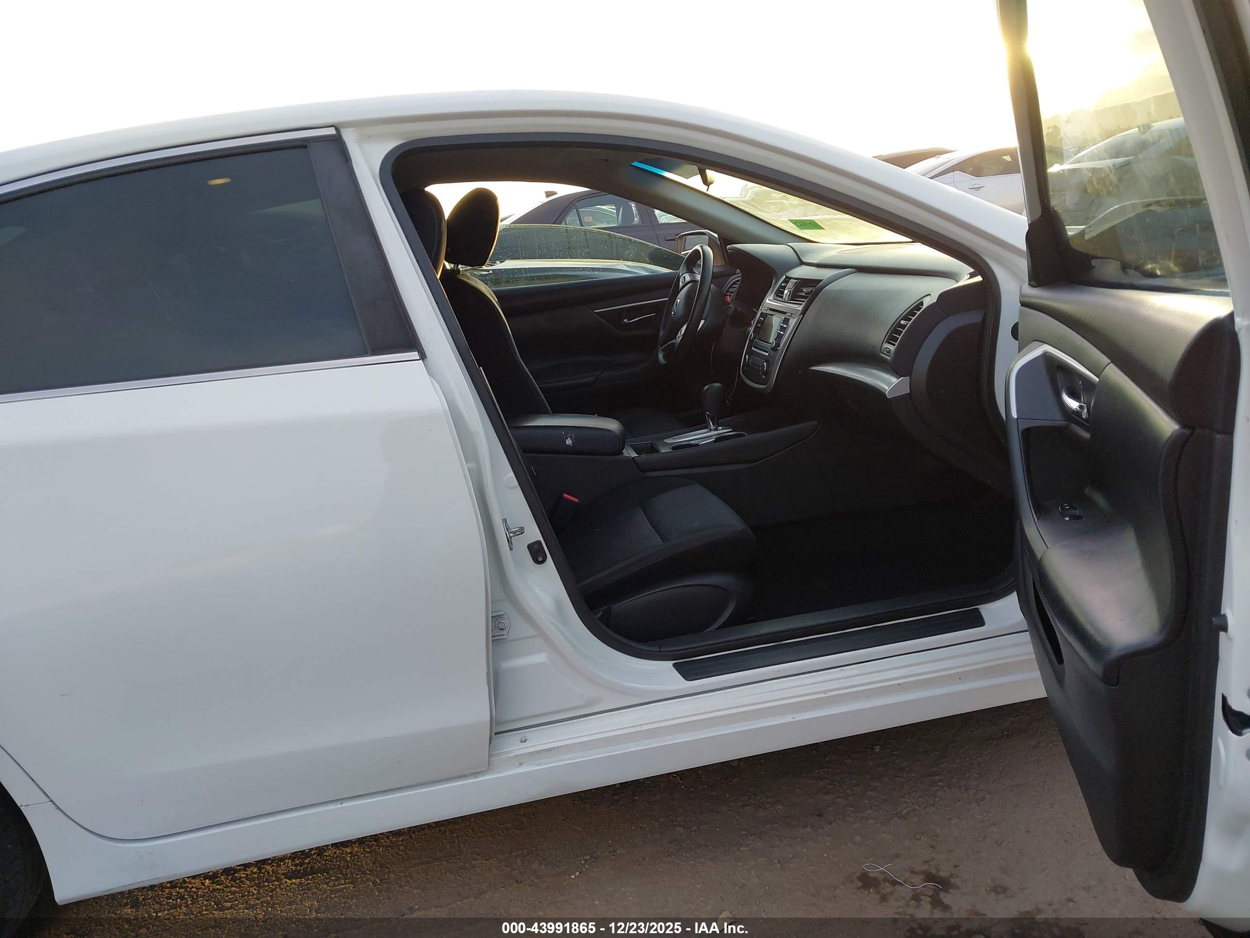 NISSAN ALTIMA image 5