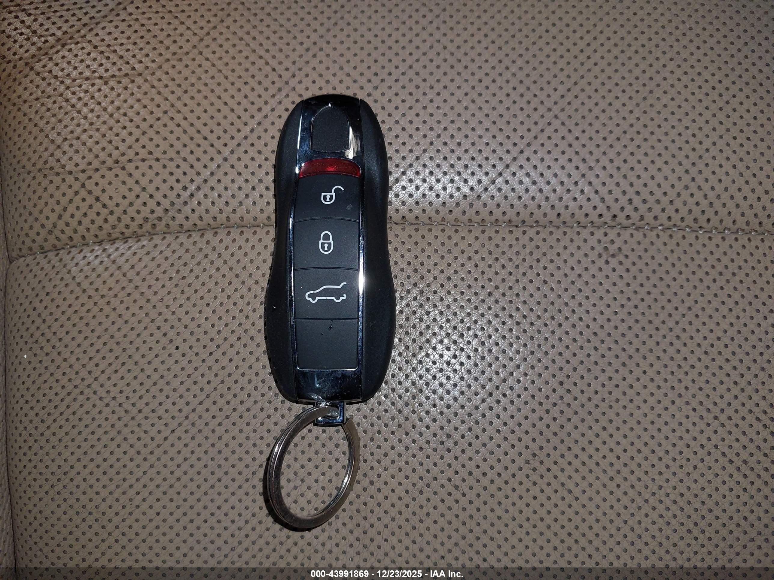 PORSCHE PANAMERA image 11