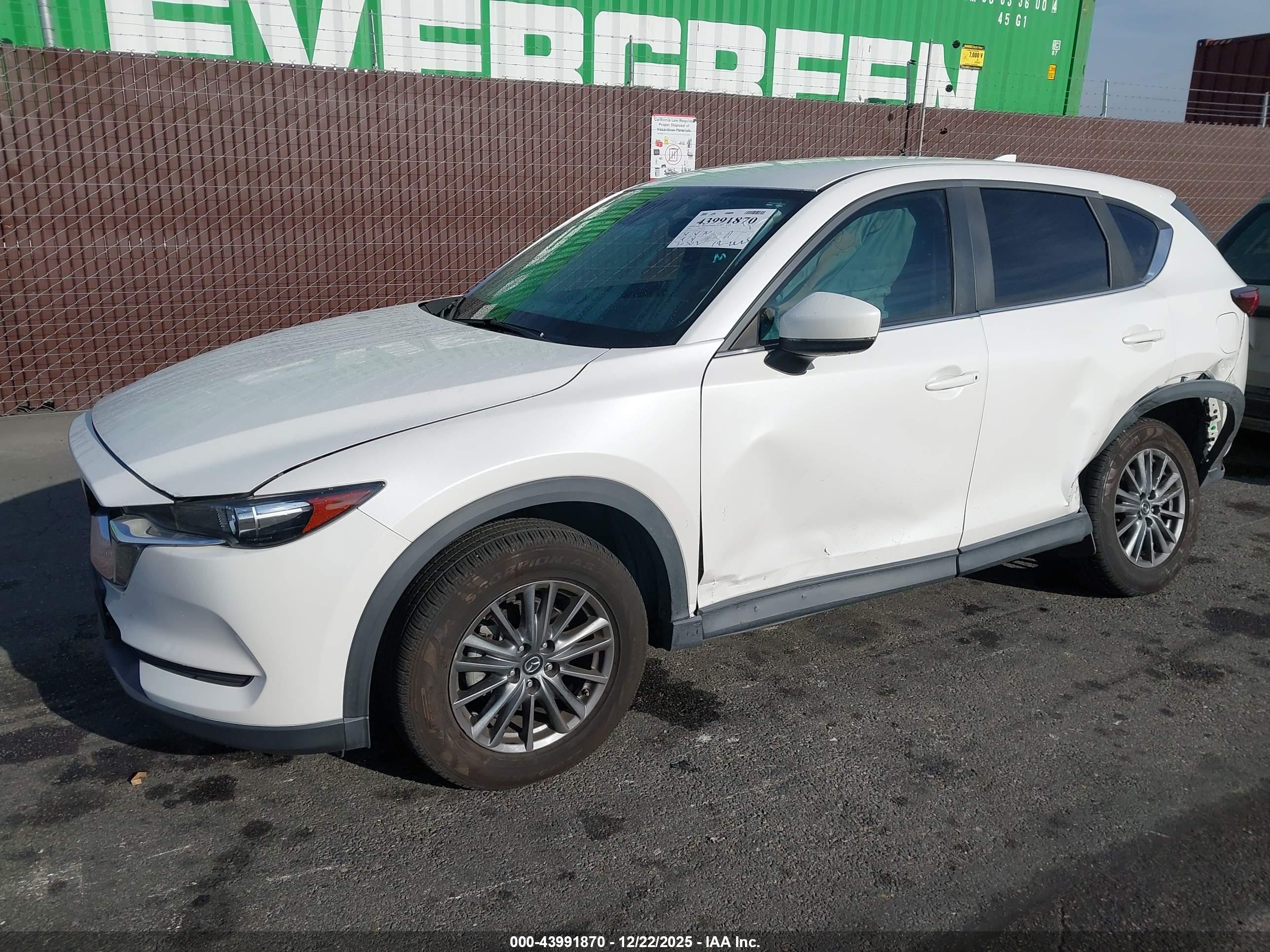 MAZDA CX-5 image 2