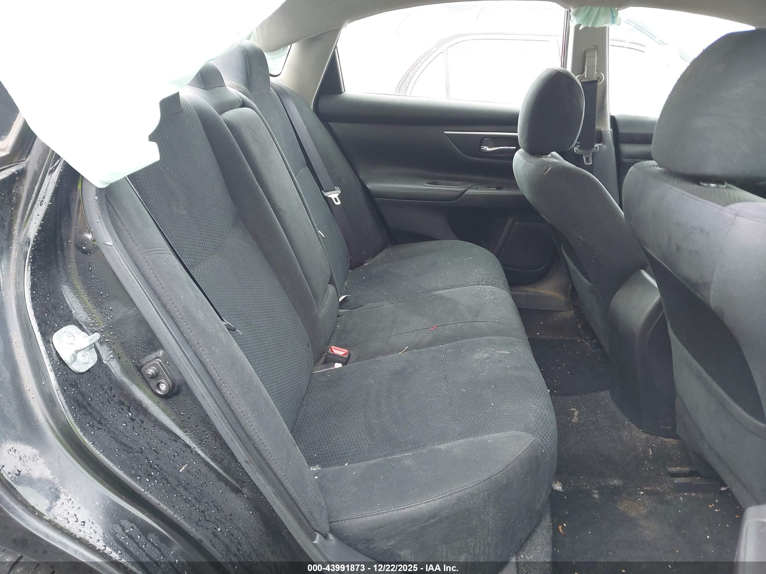 NISSAN ALTIMA image 8
