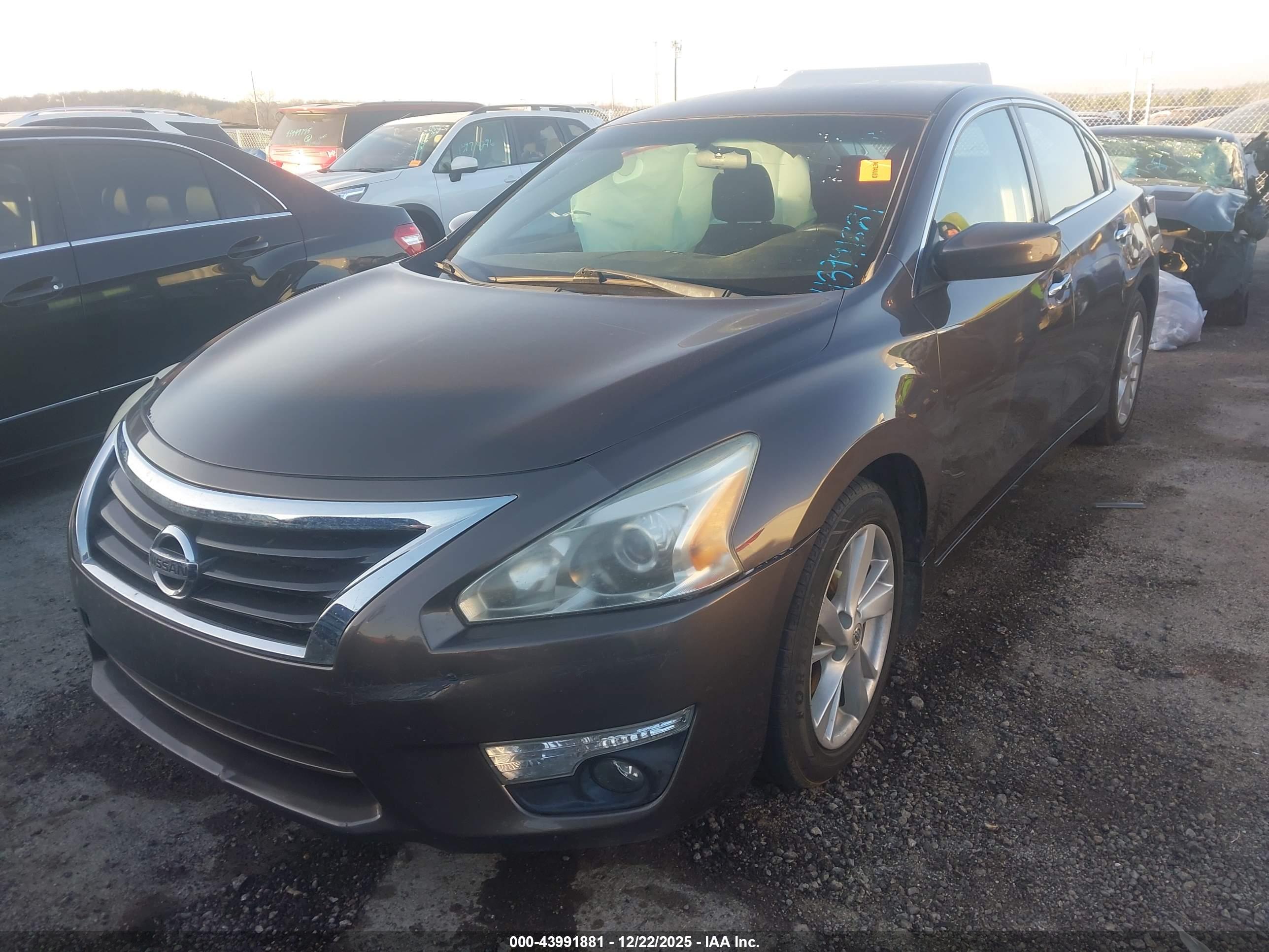 NISSAN ALTIMA image 2