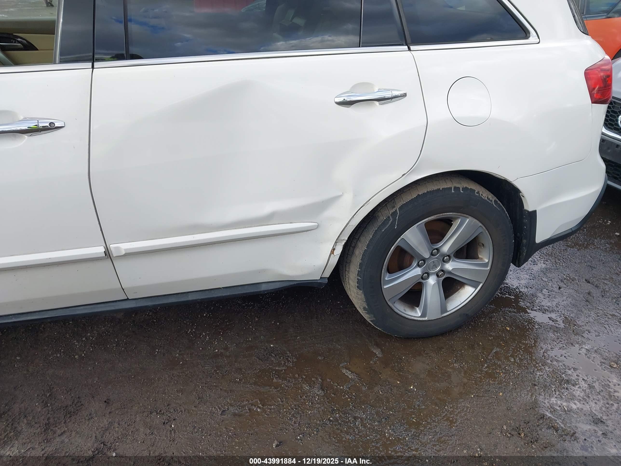 ACURA MDX image 6
