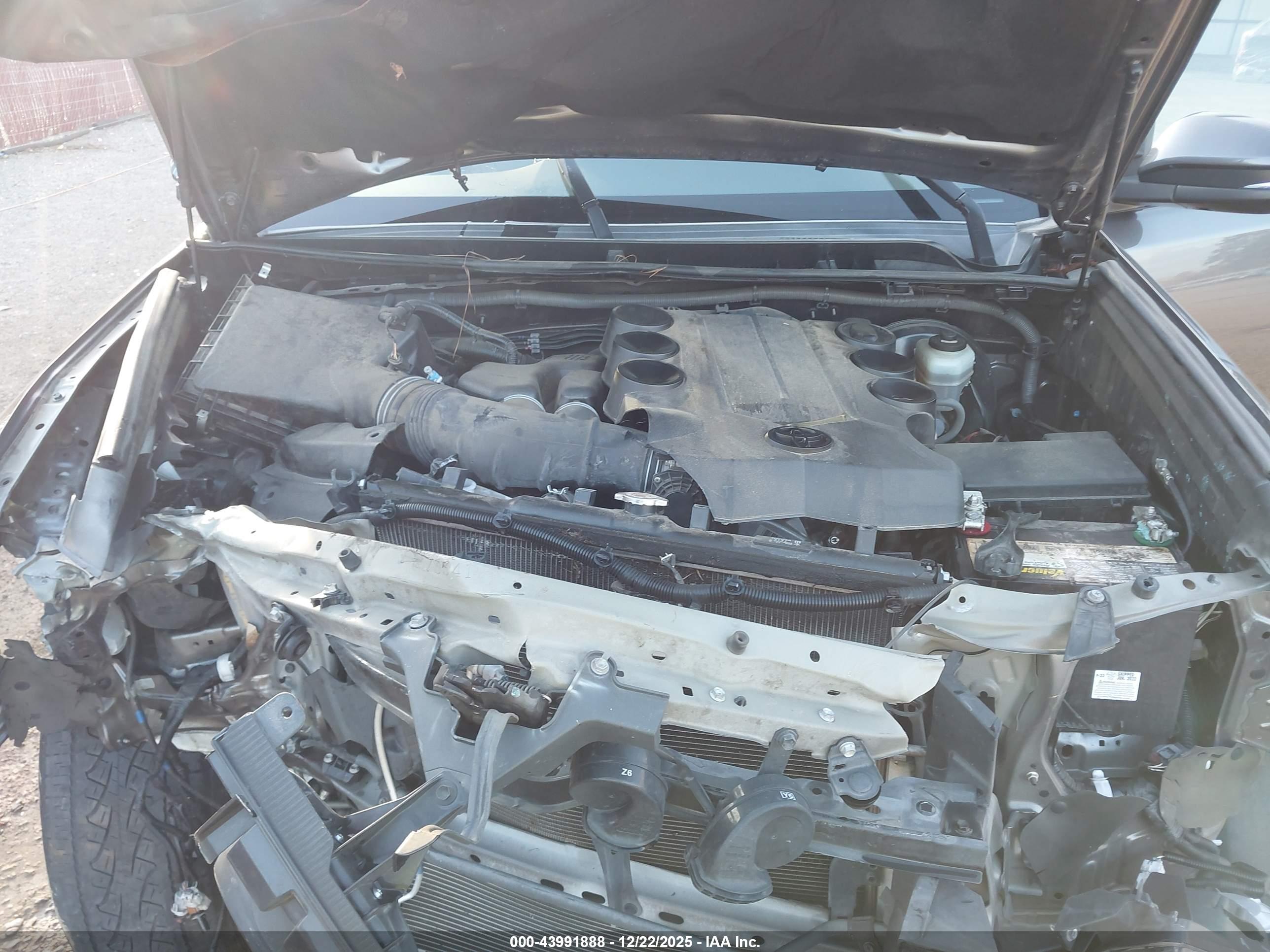 TOYOTA 4RUNNER image 10