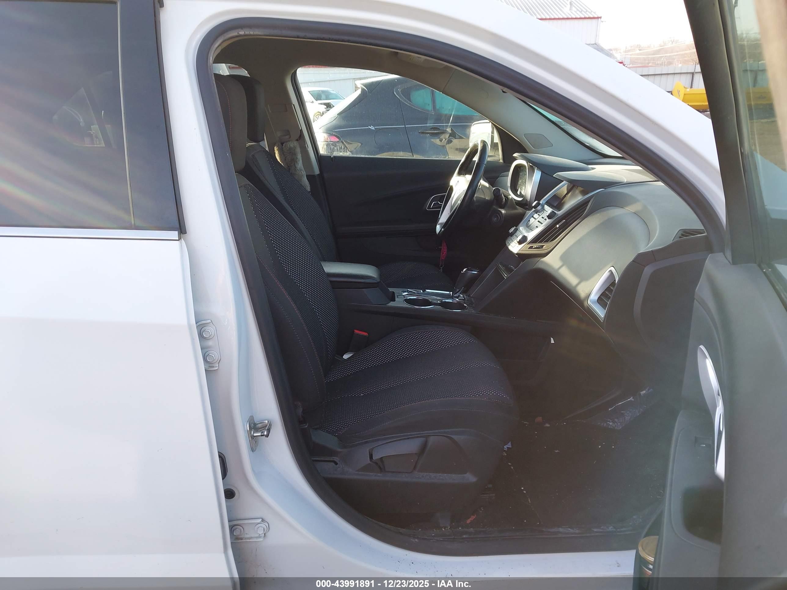 CHEVROLET EQUINOX image 5