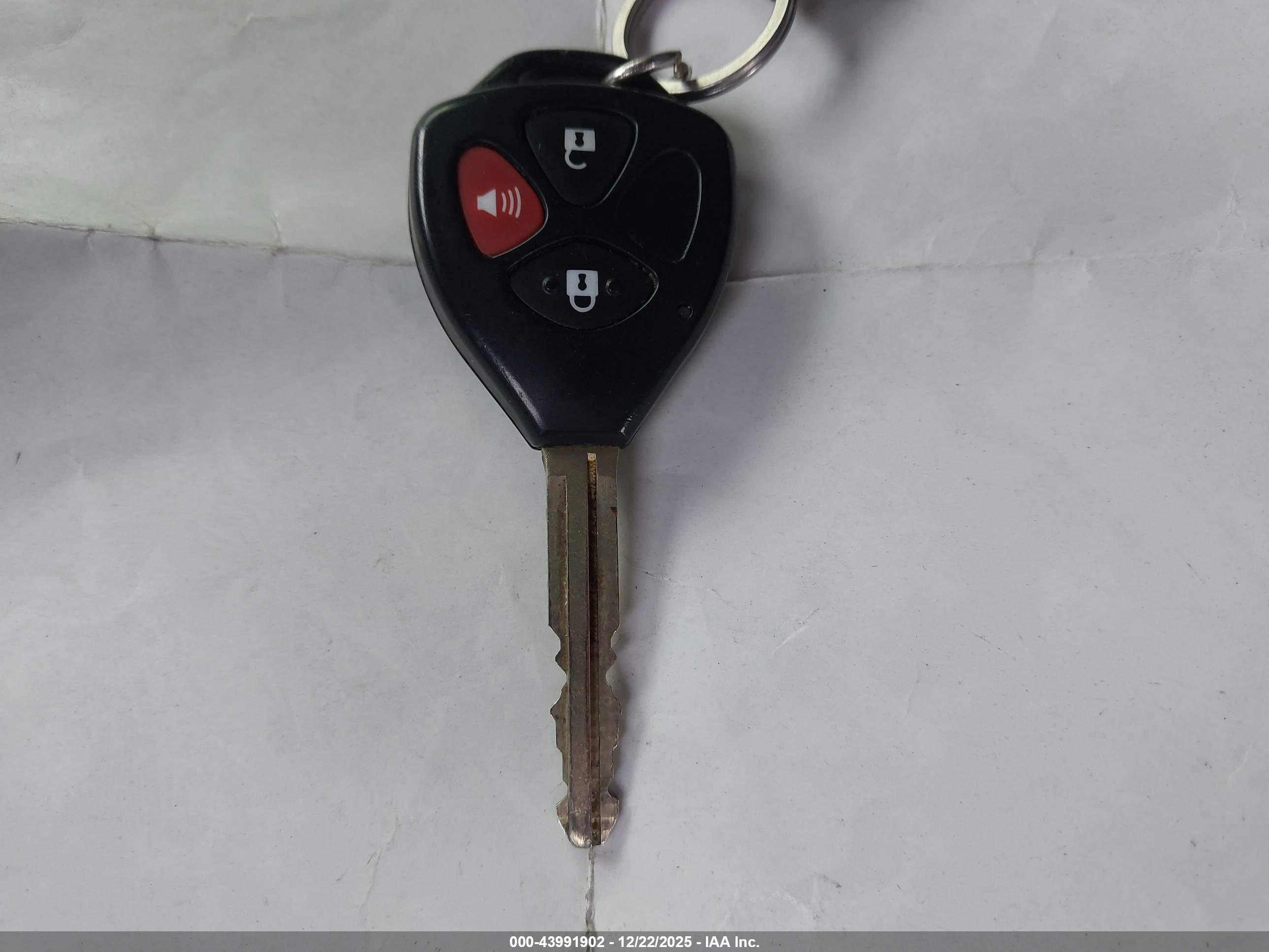 TOYOTA 4RUNNER image 11