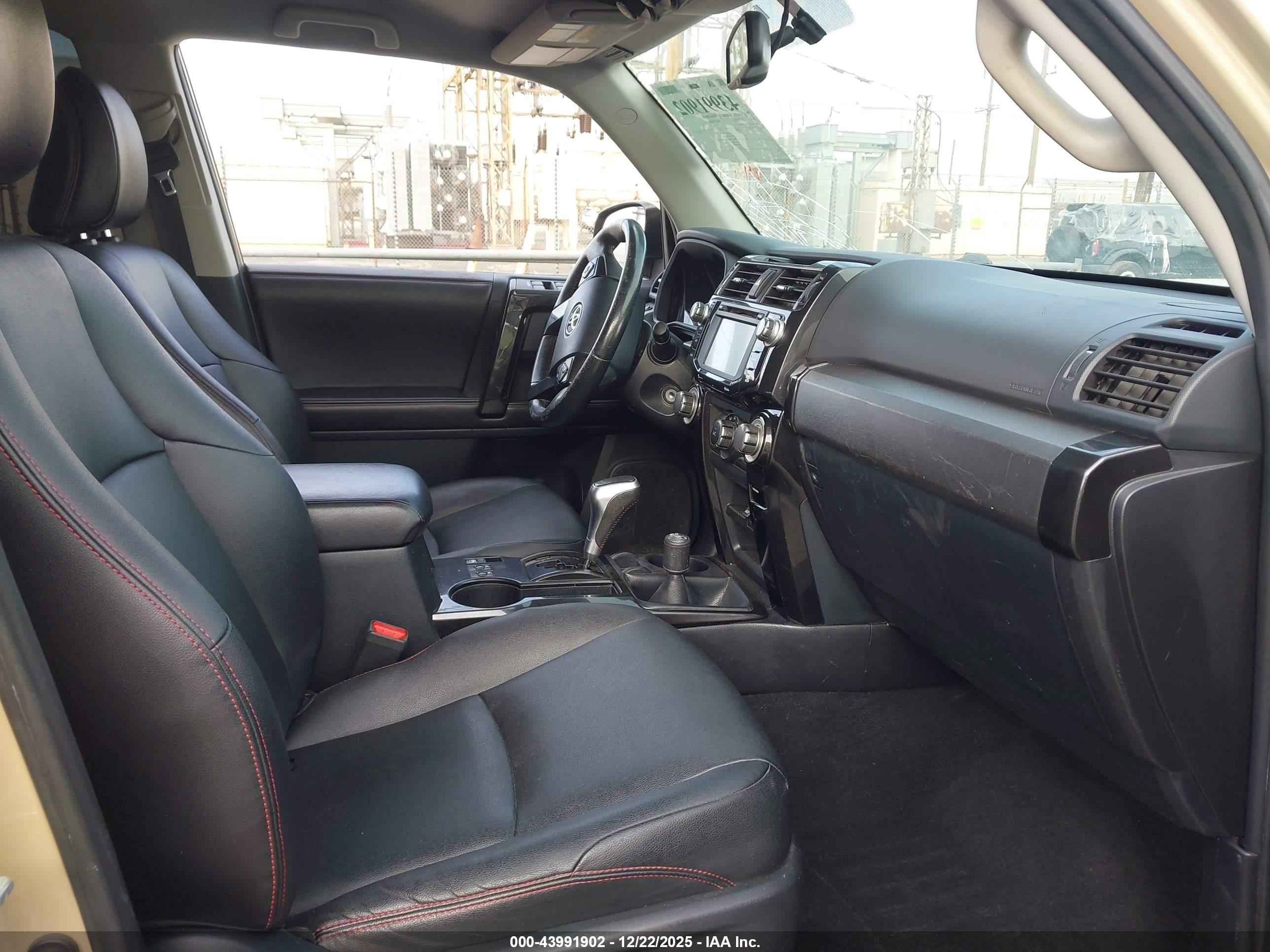 TOYOTA 4RUNNER image 5