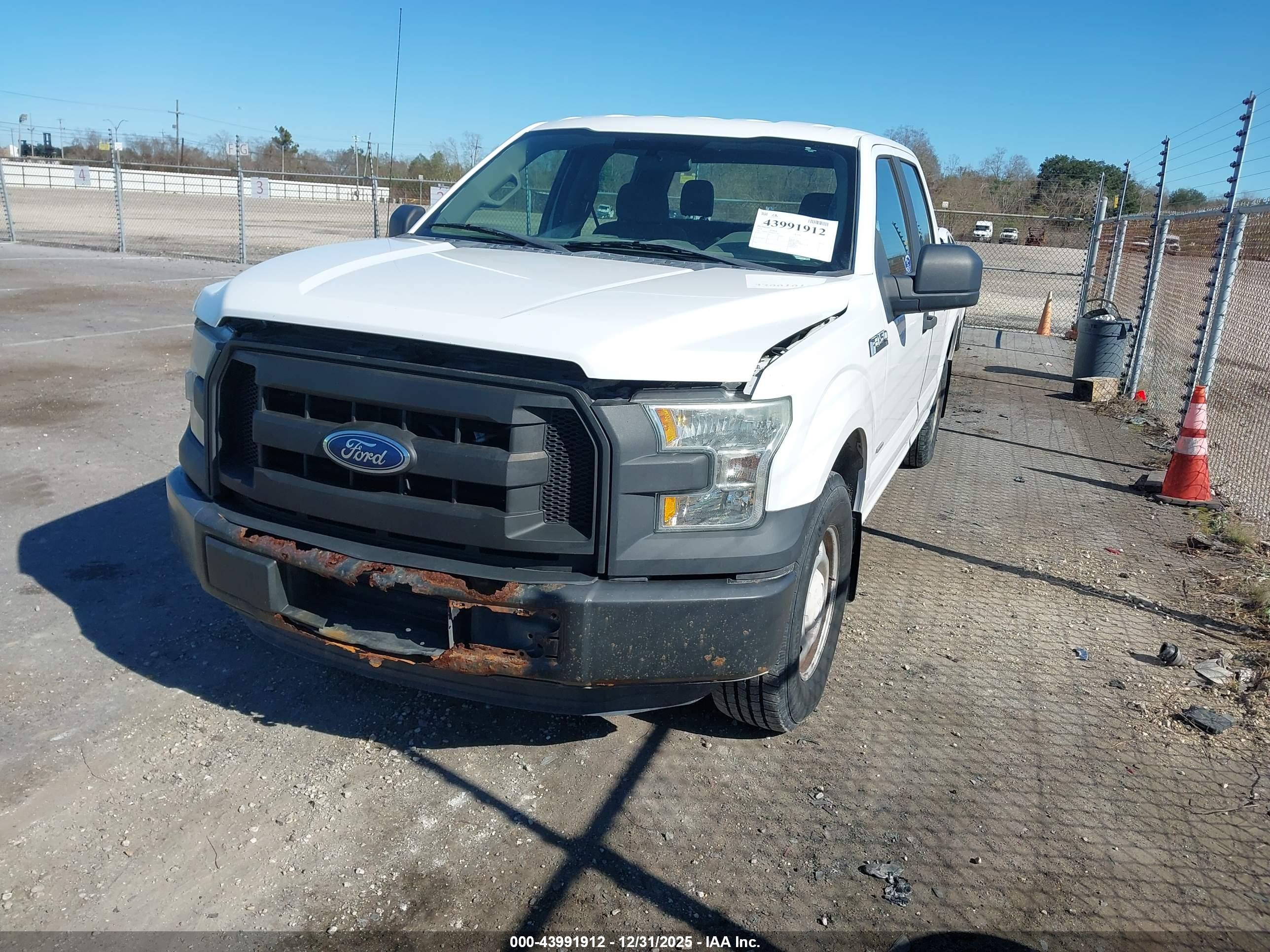 FORD F-150 image 2