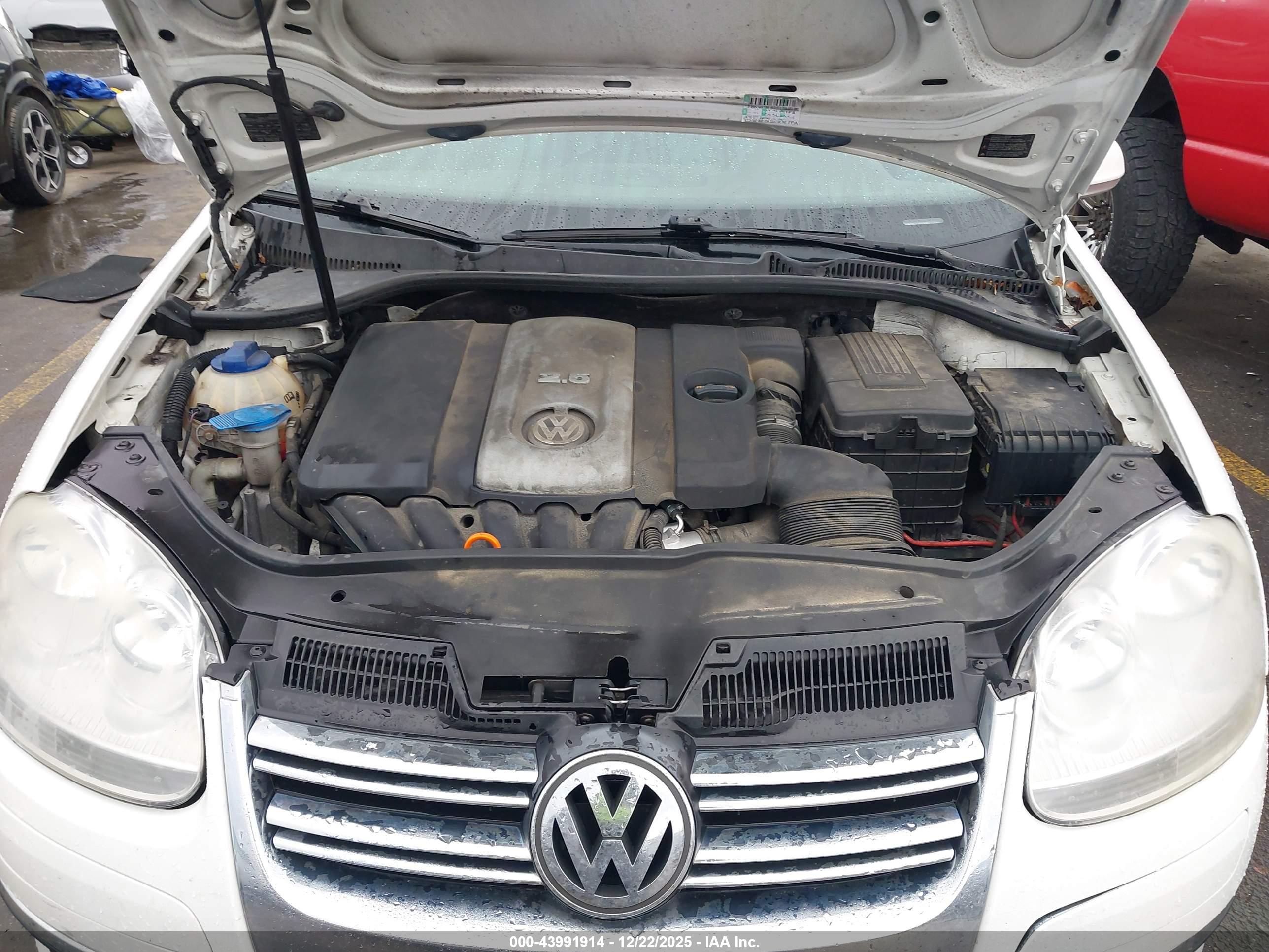 VOLKSWAGEN JETTA image 10