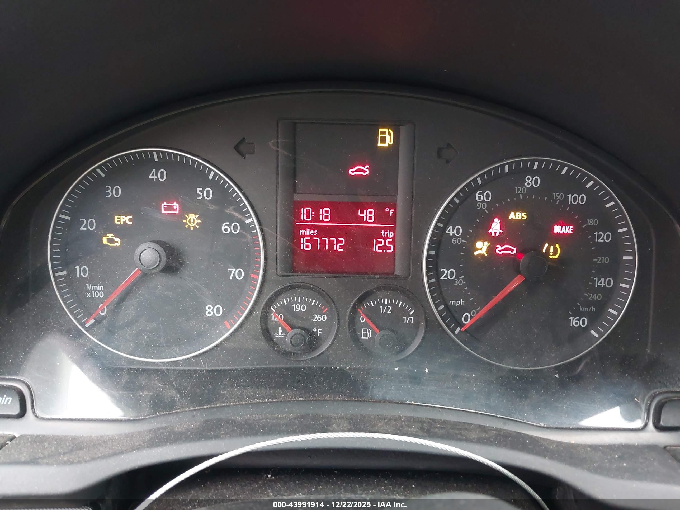 VOLKSWAGEN JETTA image 7