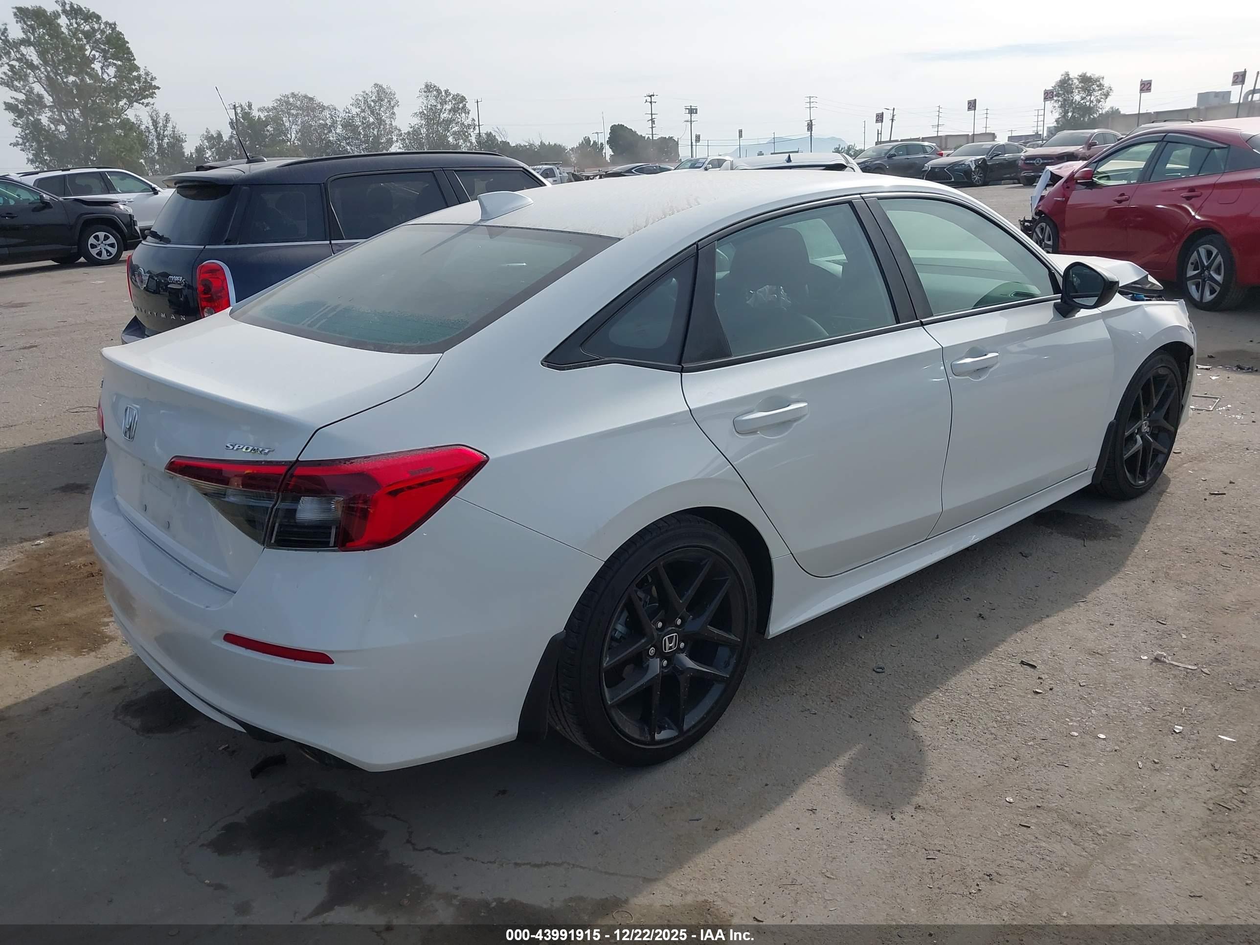 HONDA CIVIC image 4