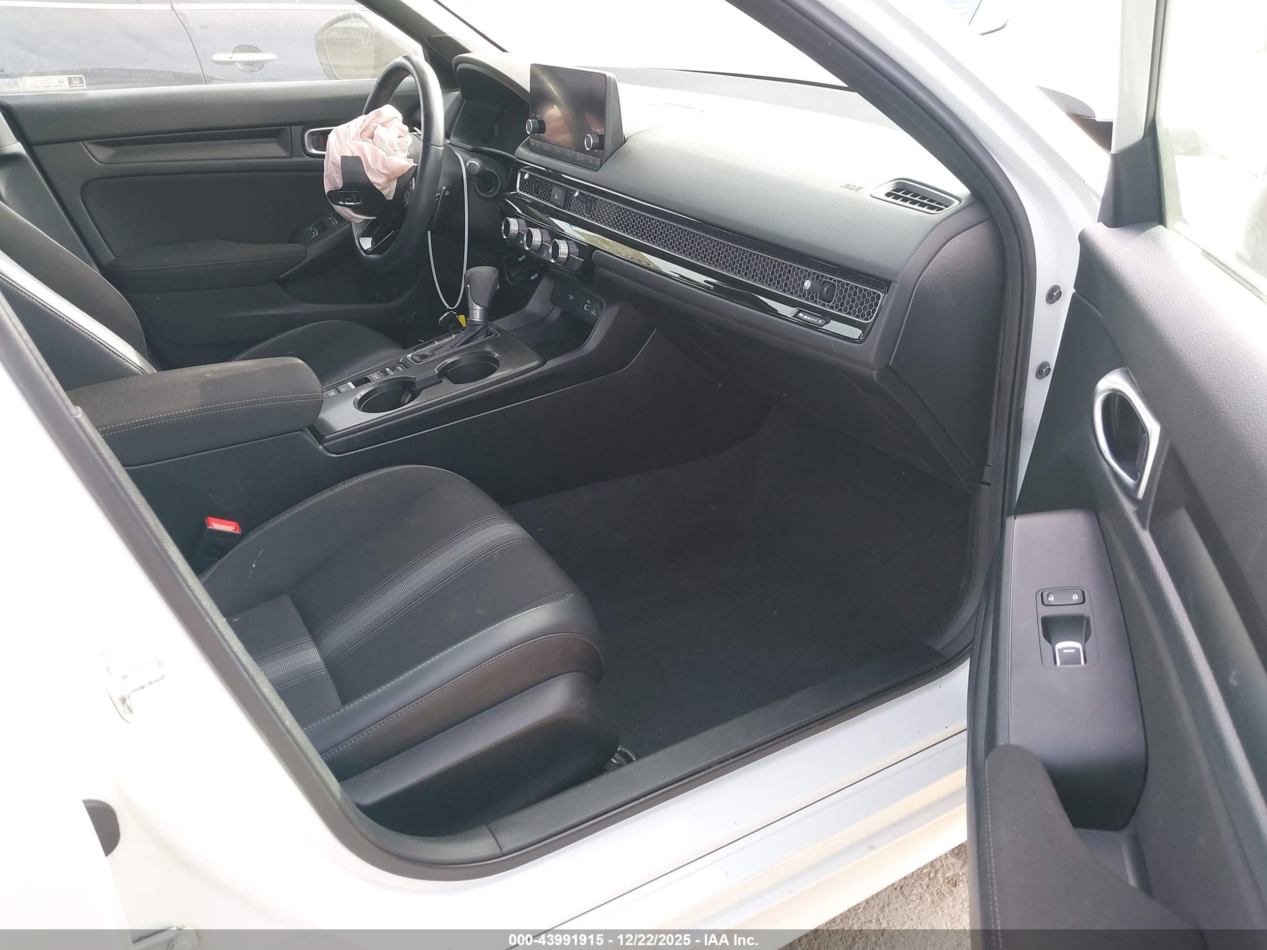 HONDA CIVIC image 5
