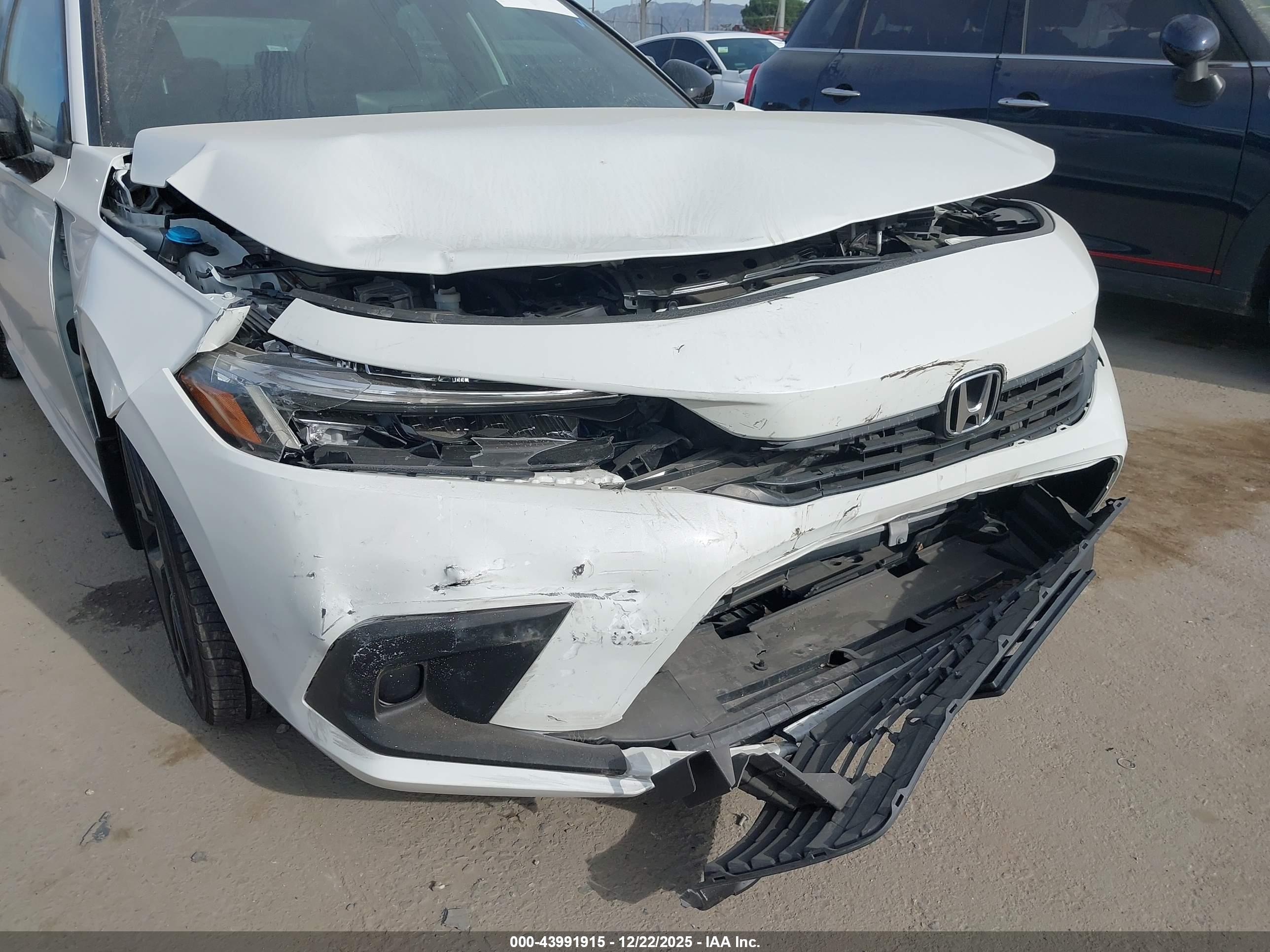 HONDA CIVIC image 6