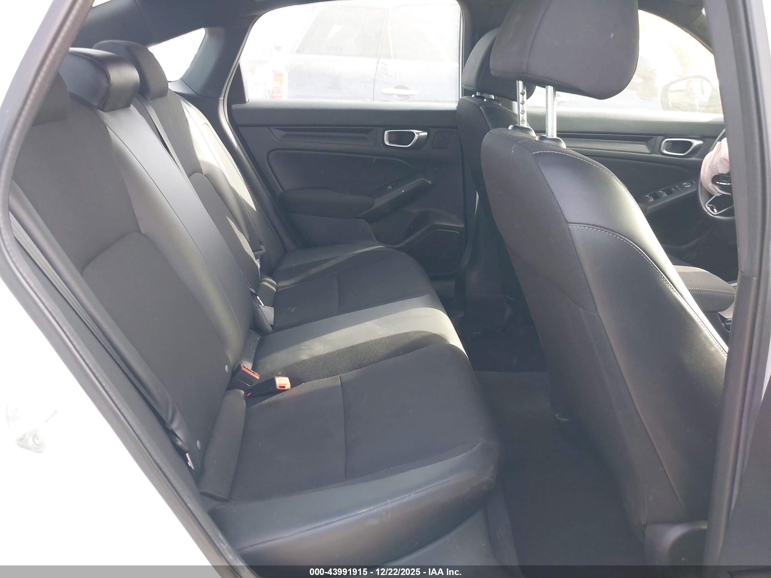 HONDA CIVIC image 8