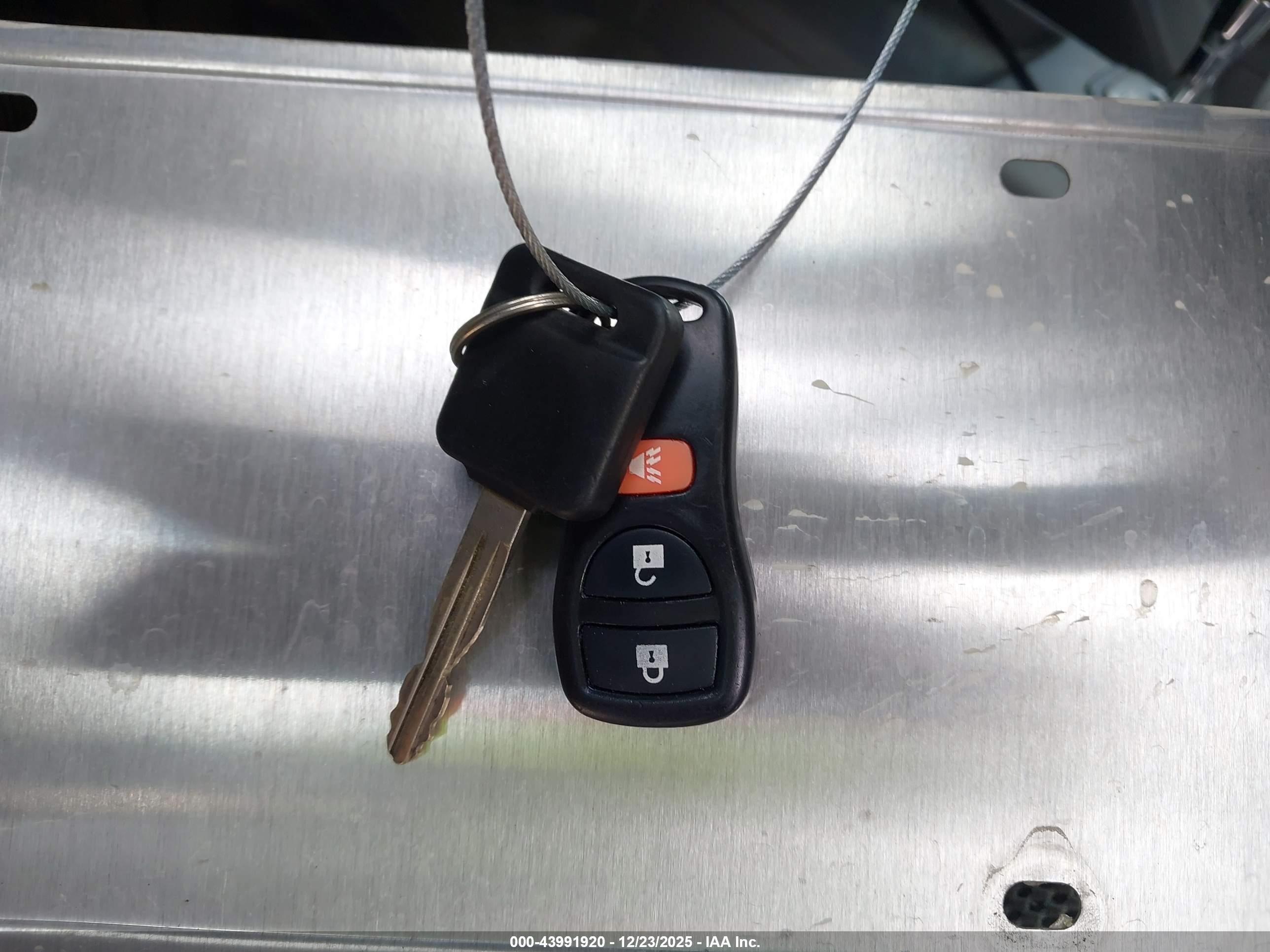 NISSAN FRONTIER image 11