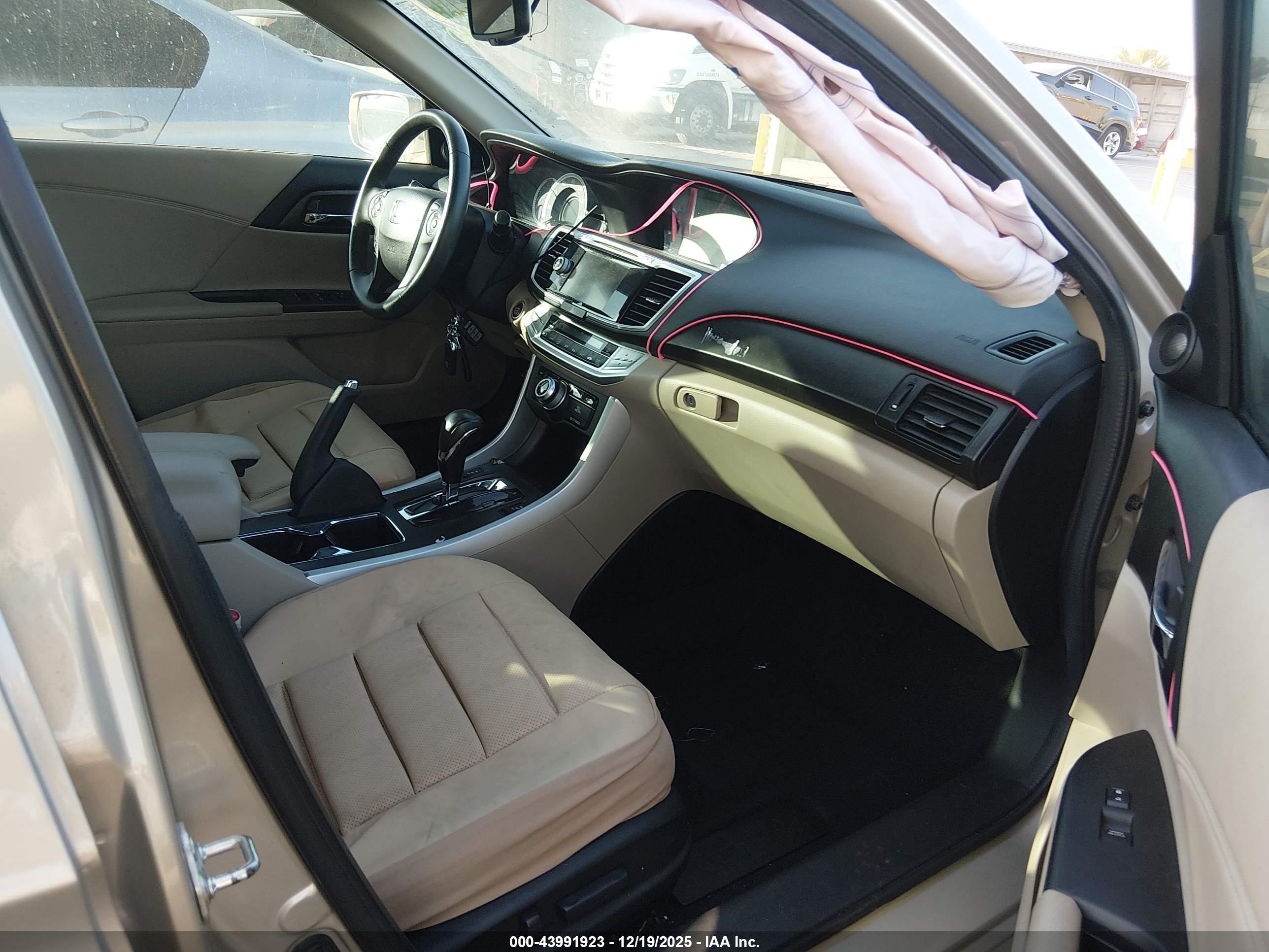 HONDA ACCORD image 5