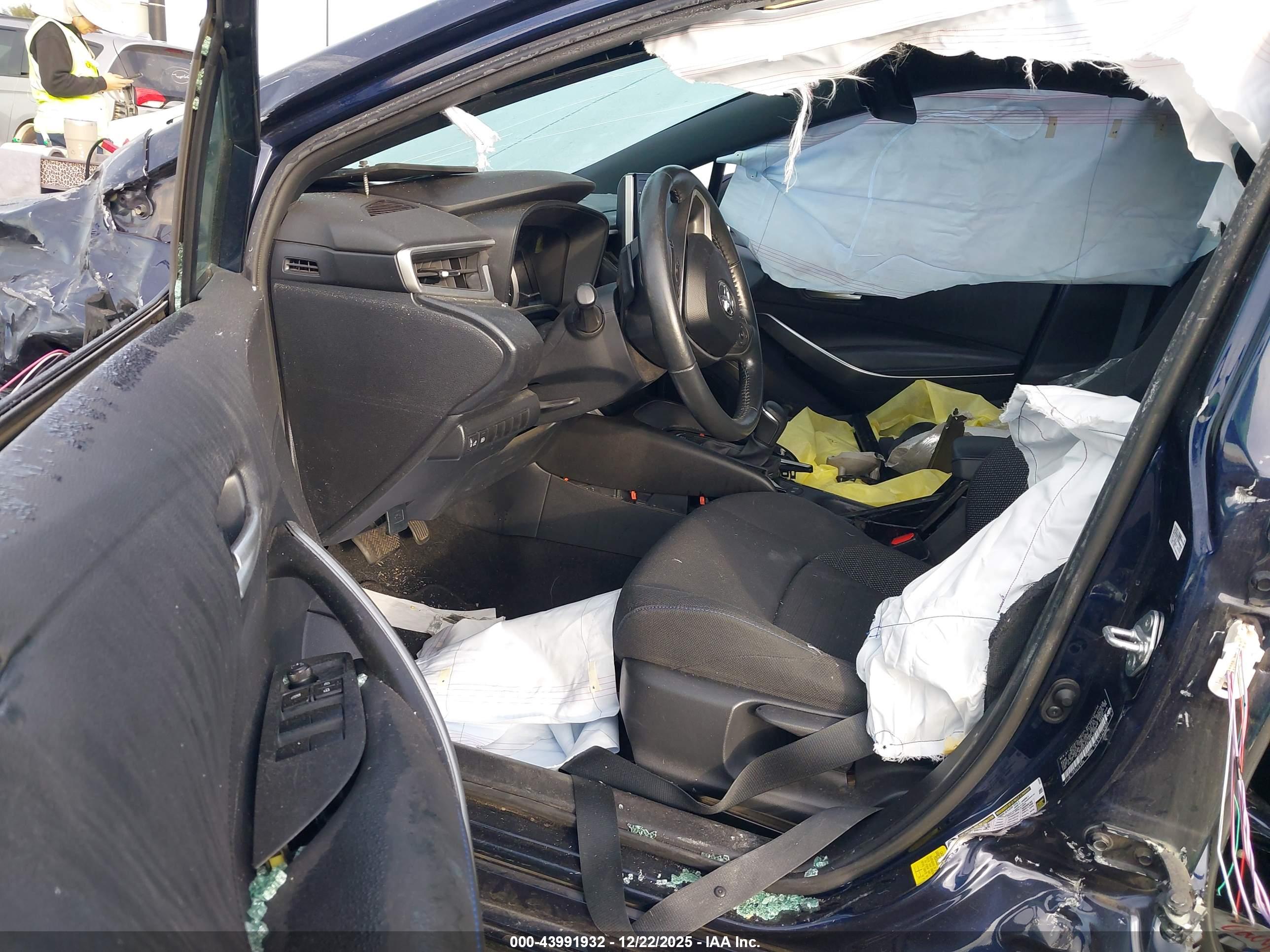 TOYOTA COROLLA image 5