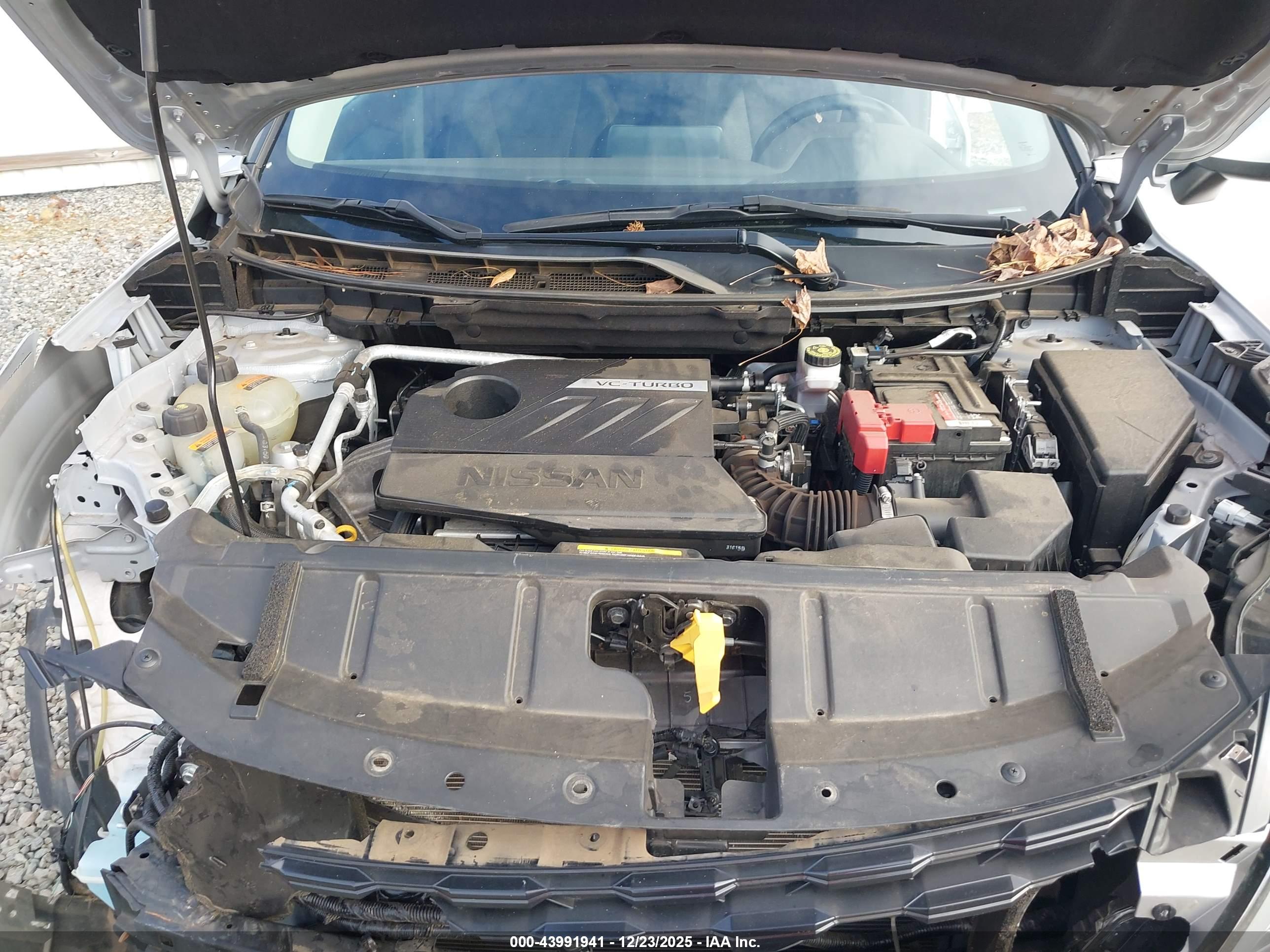 NISSAN ROGUE image 10