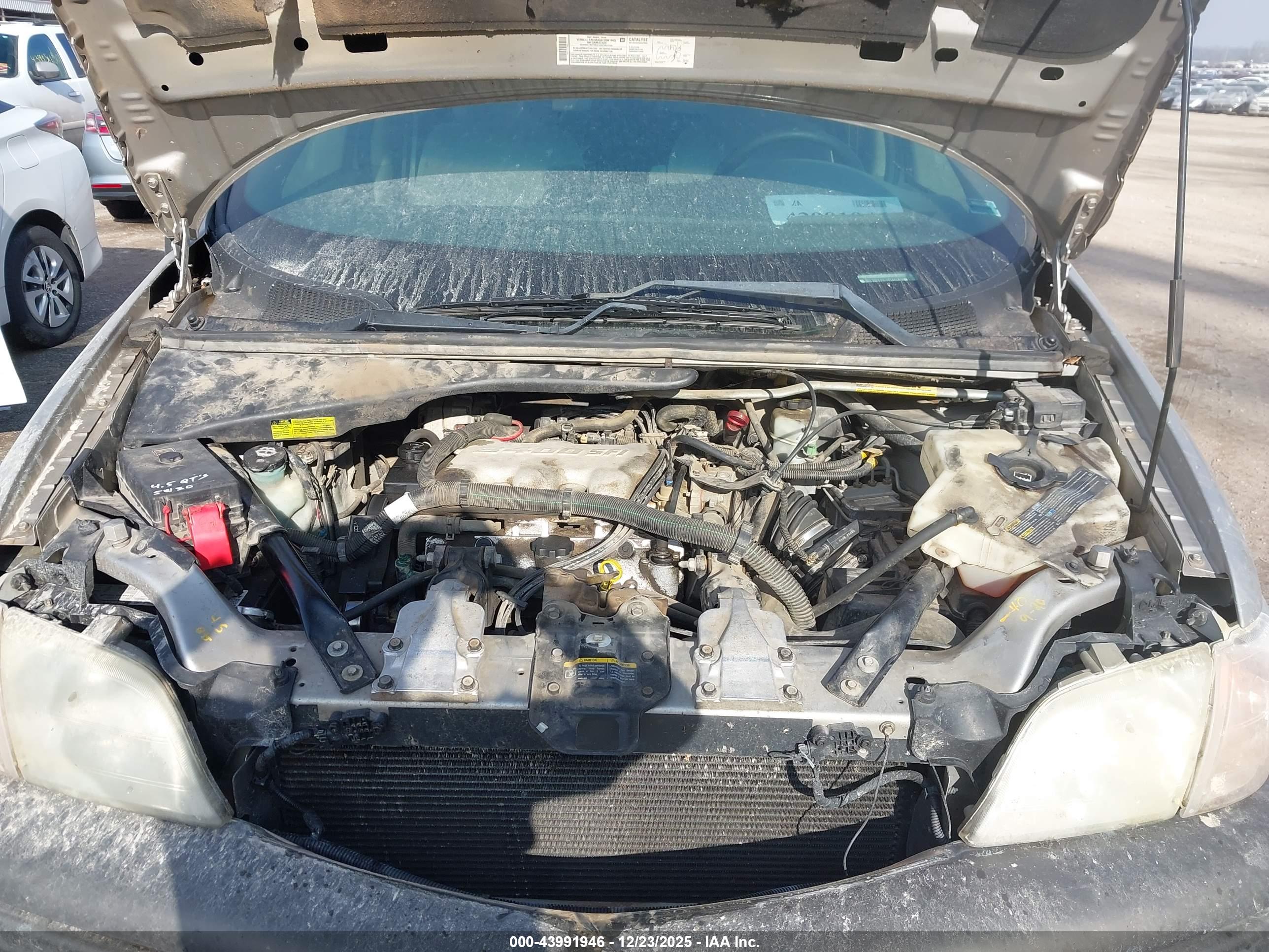 PONTIAC MONTANA image 10