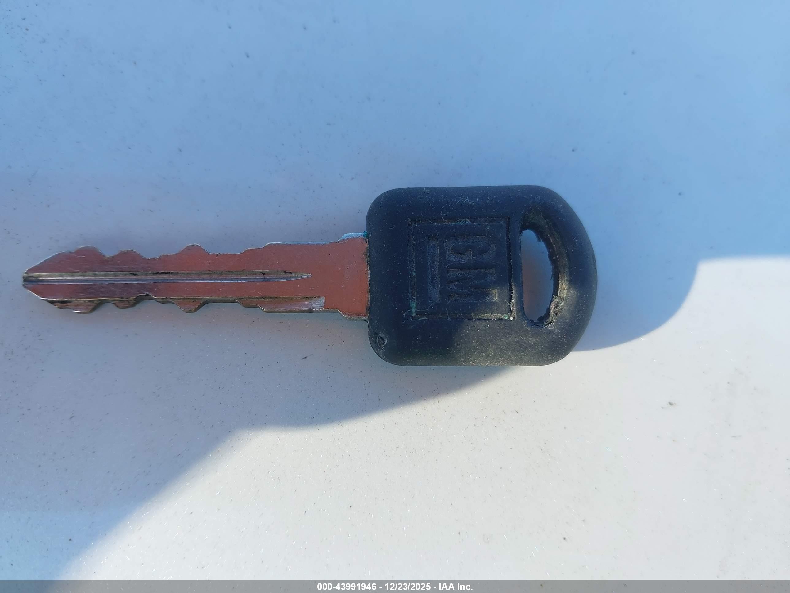 PONTIAC MONTANA image 11