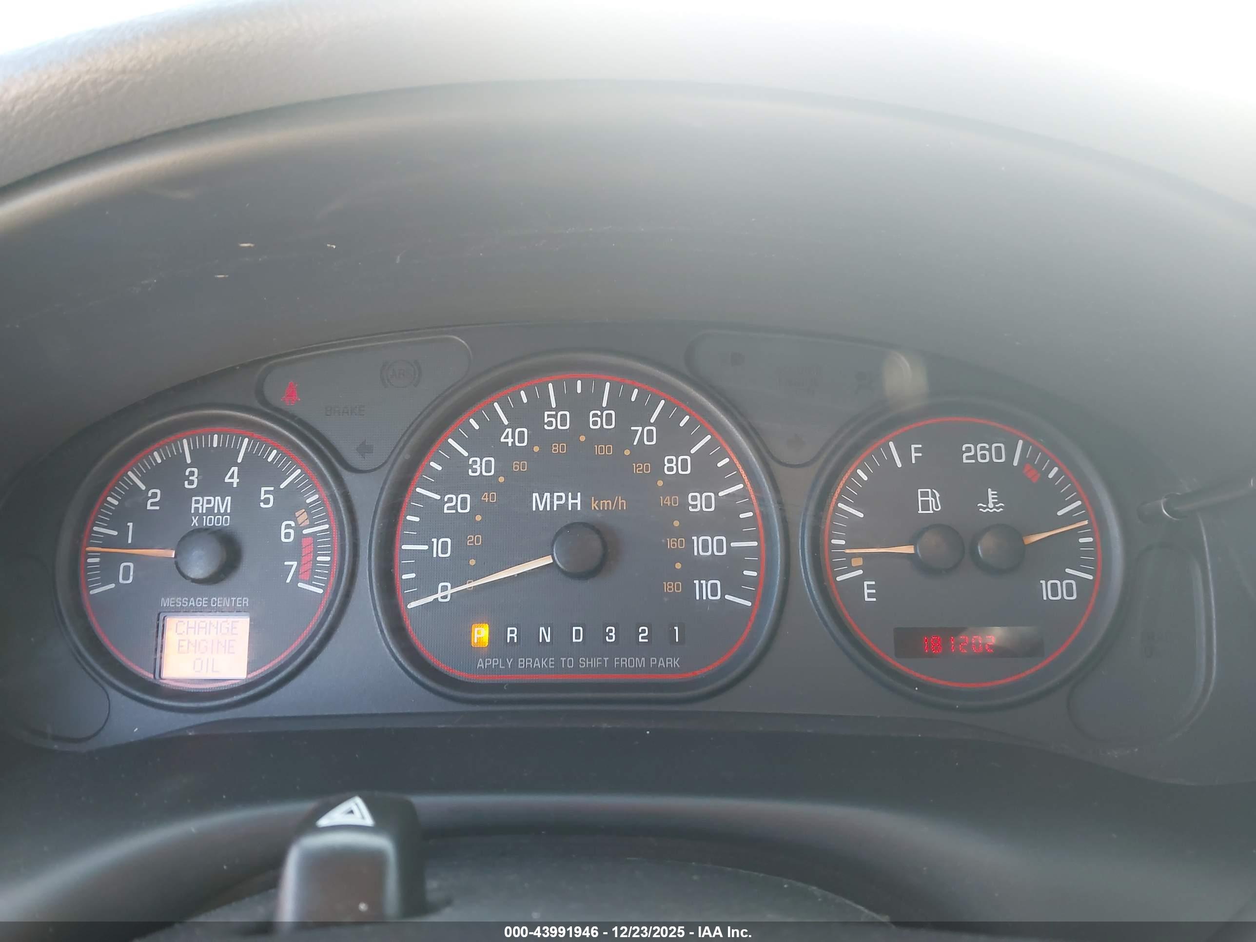 PONTIAC MONTANA image 7