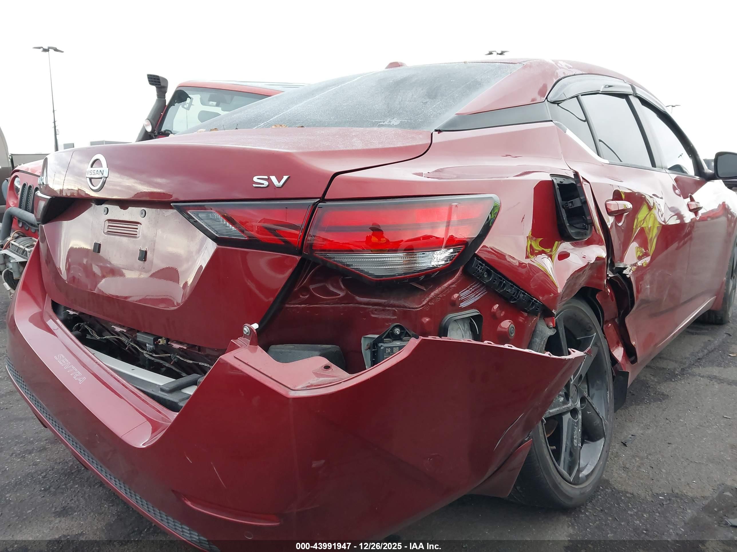 NISSAN SENTRA image 6