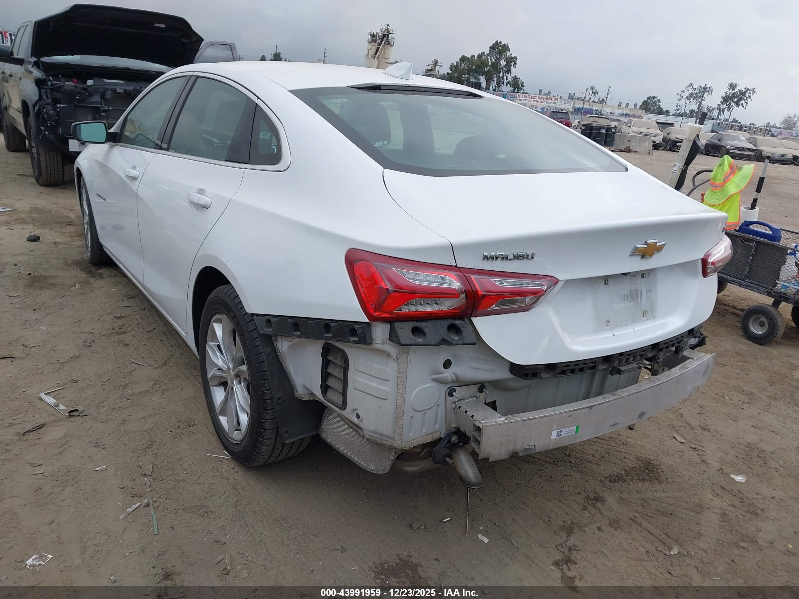 CHEVROLET MALIBU image 3