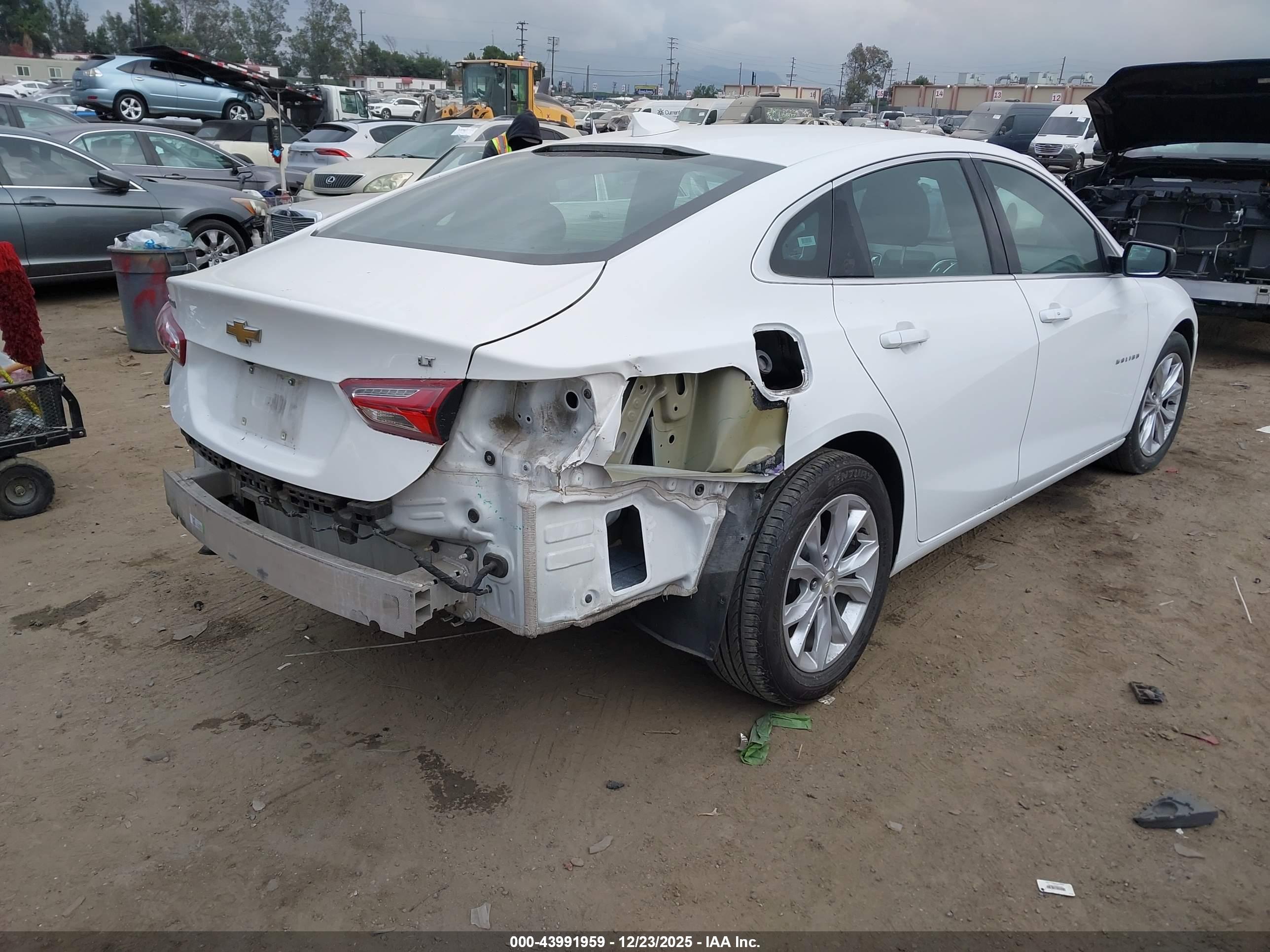 CHEVROLET MALIBU image 4