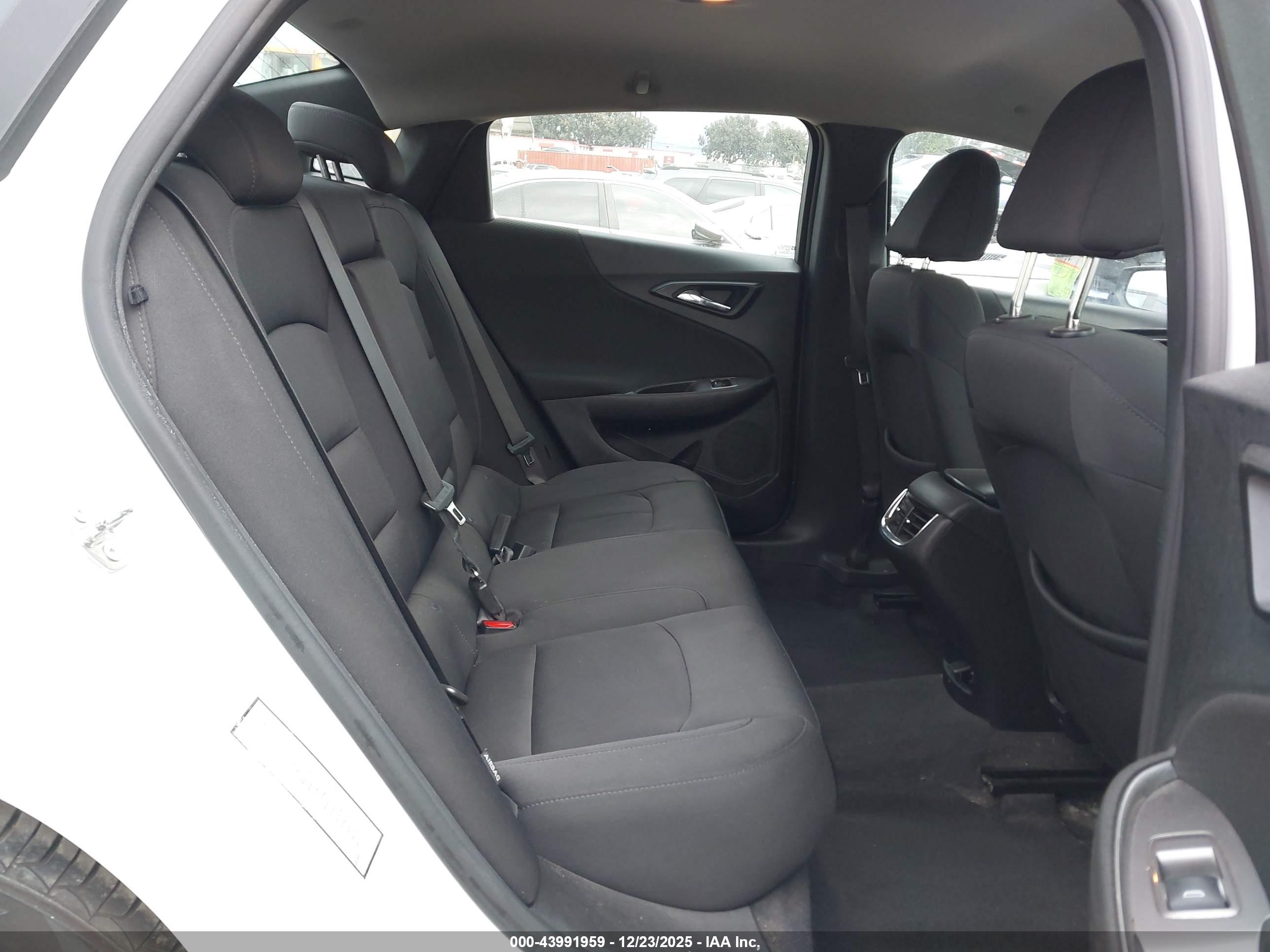 CHEVROLET MALIBU image 8