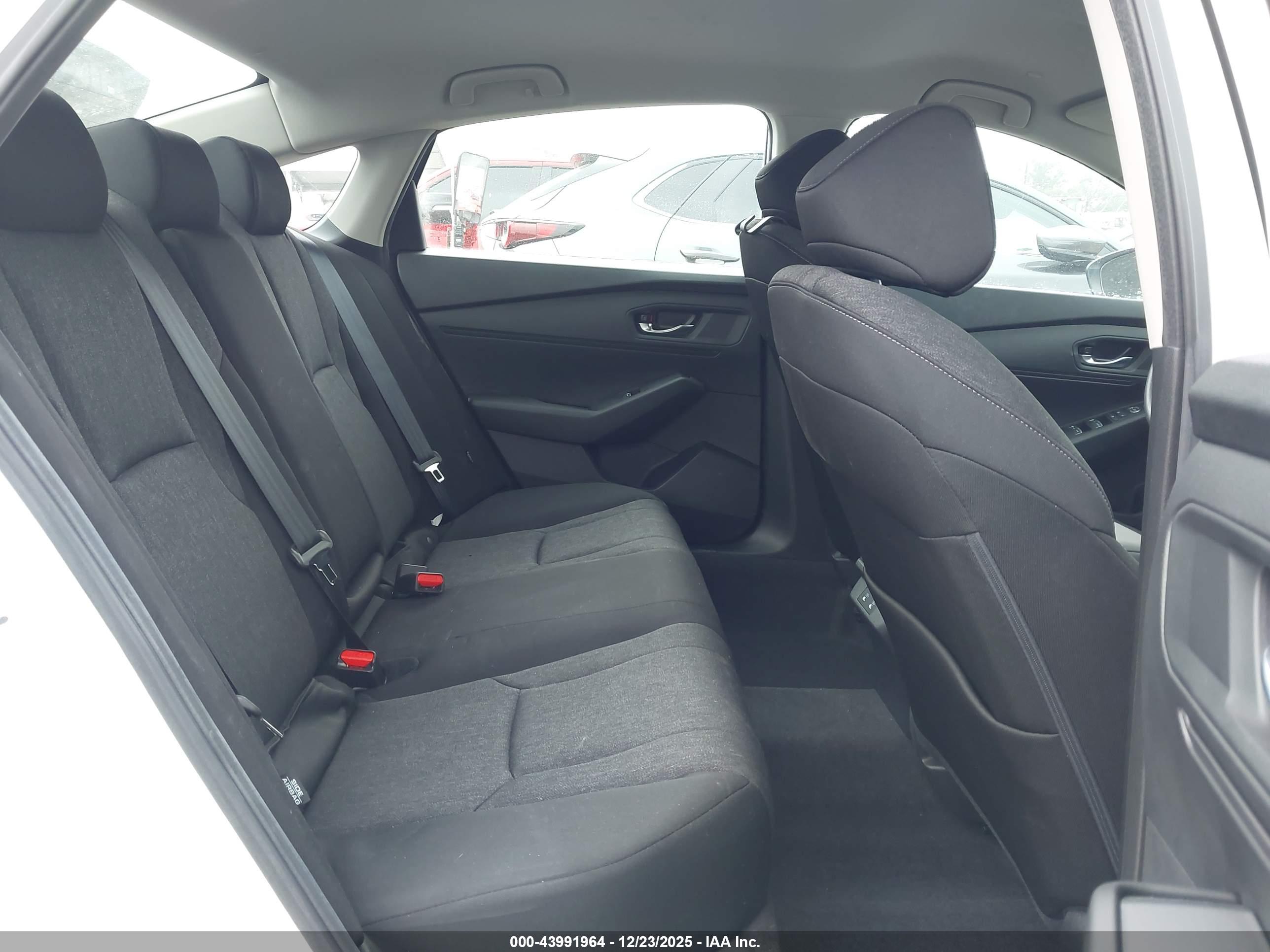 HONDA ACCORD image 8