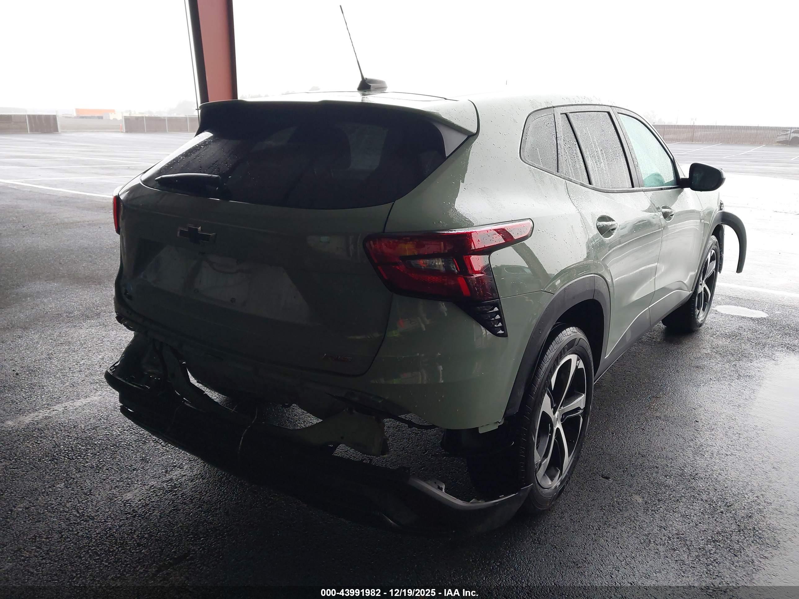 CHEVROLET TRAX image 4