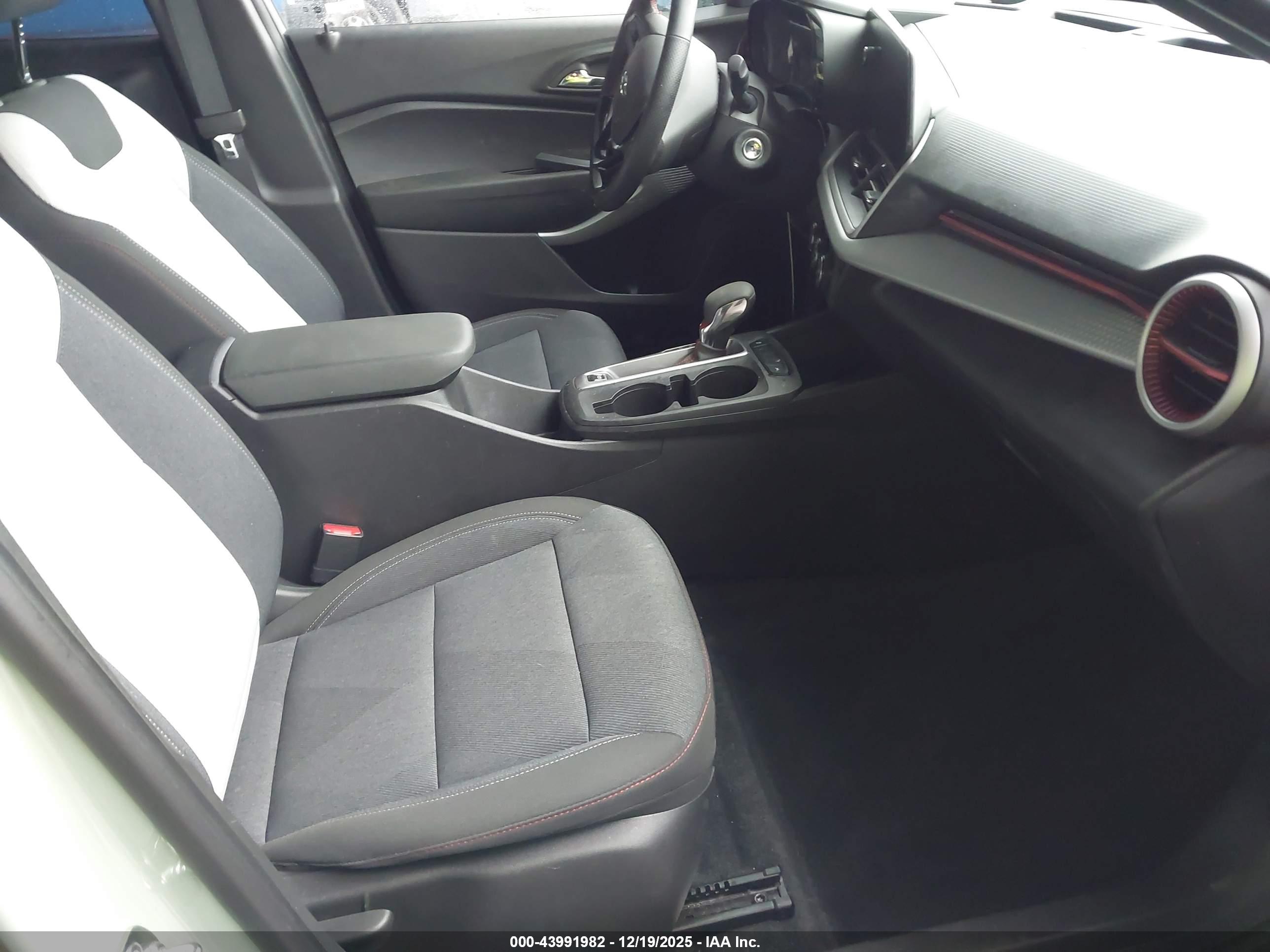CHEVROLET TRAX image 5