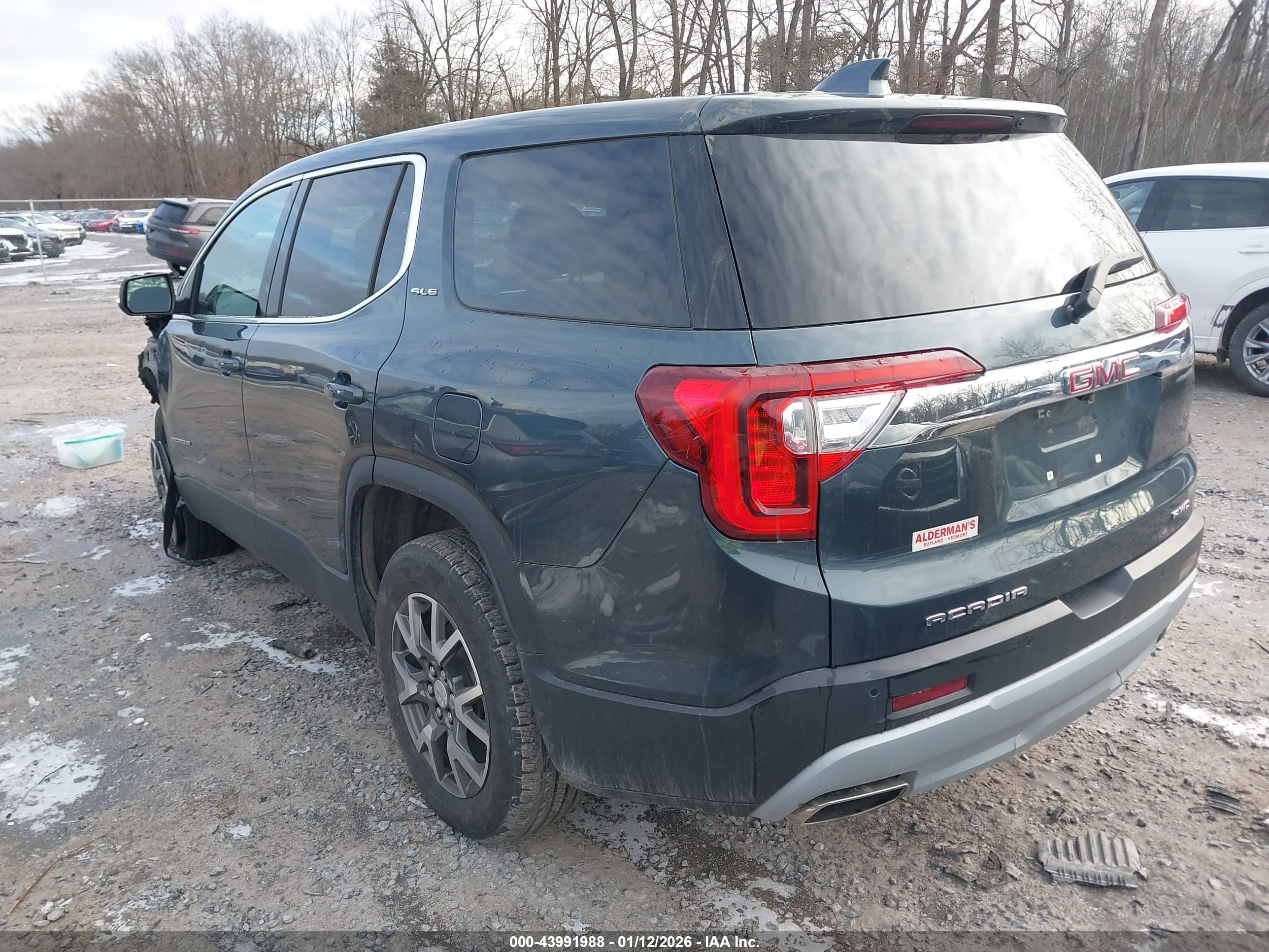 GMC ACADIA image 3