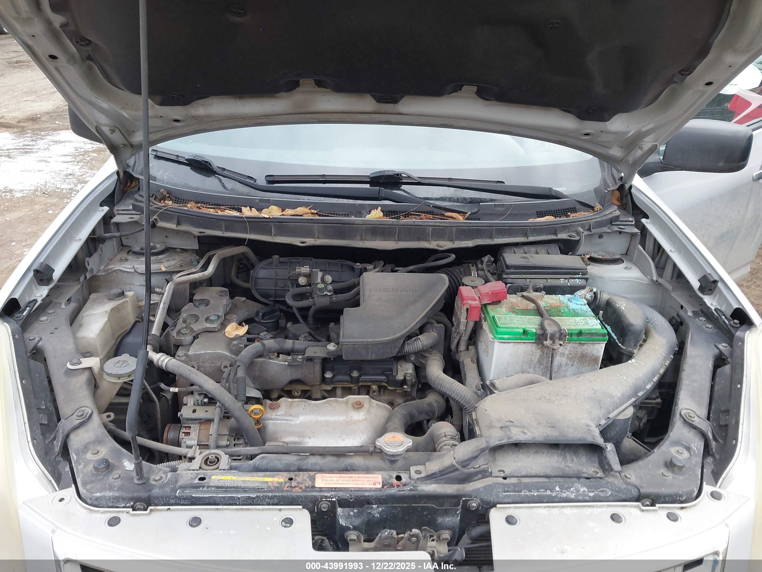 NISSAN ROGUE image 10