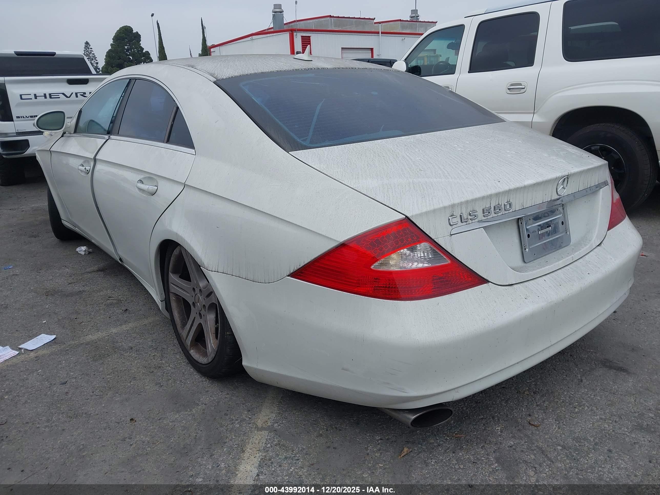 MERCEDES-BENZ CLS image 3