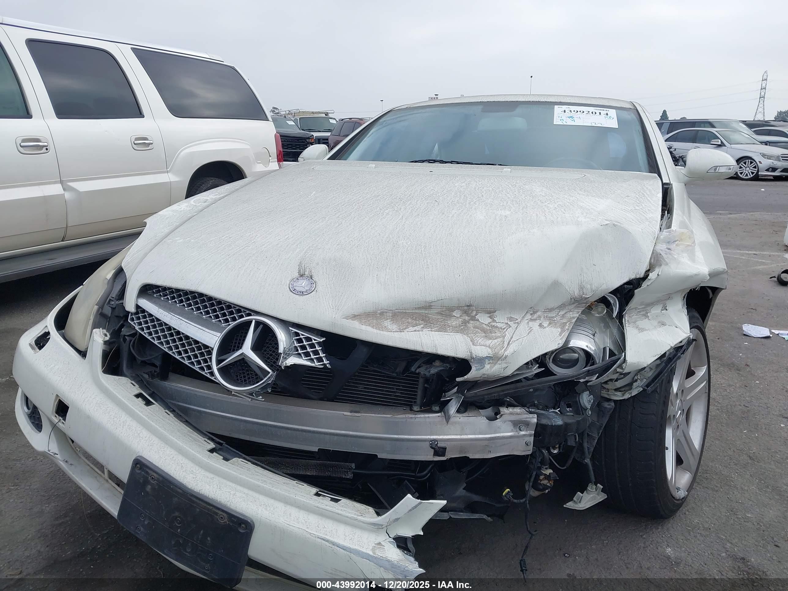 MERCEDES-BENZ CLS image 6