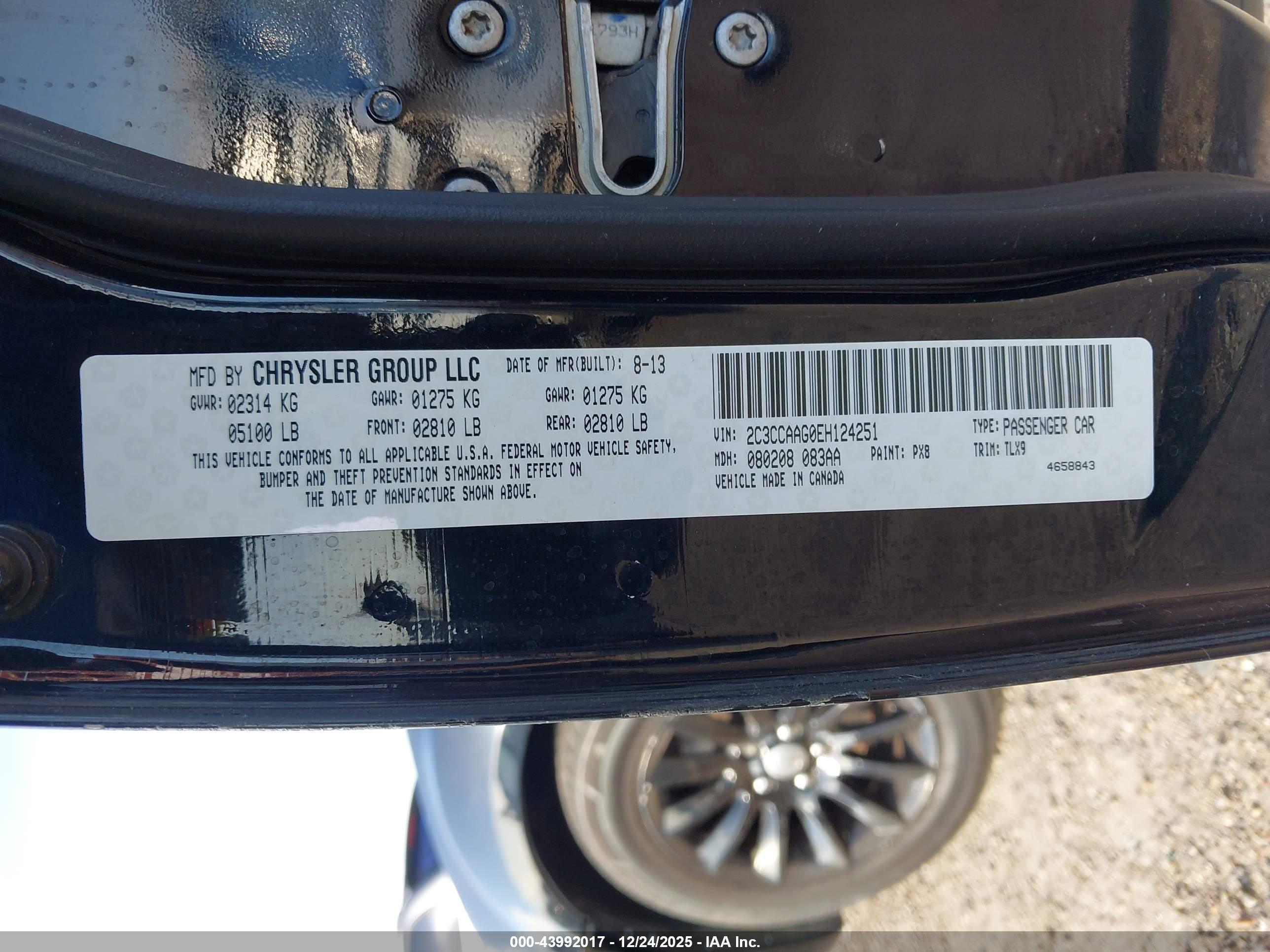 CHRYSLER 300 image 9