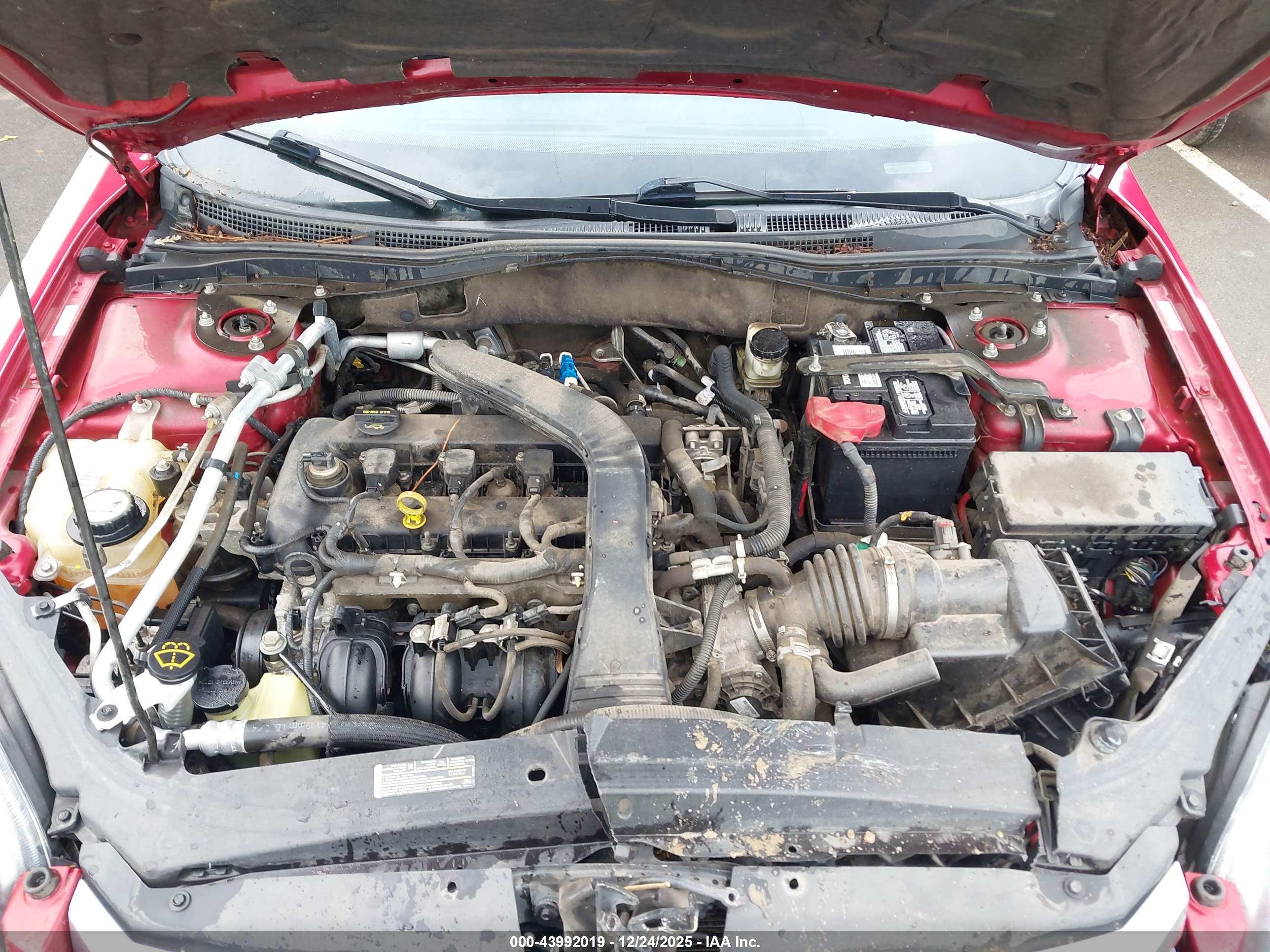 FORD FUSION image 10