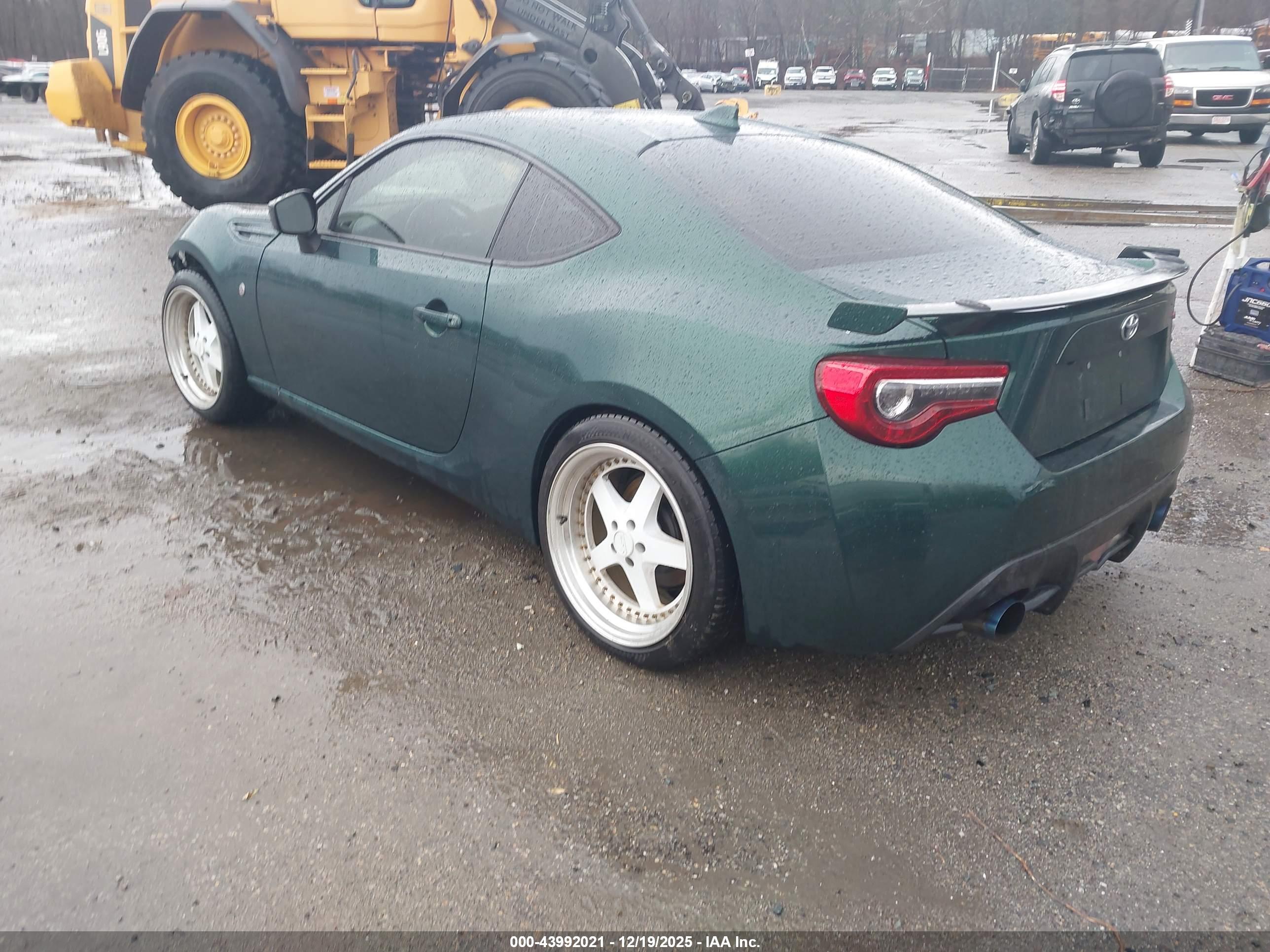 TOYOTA 86 image 3