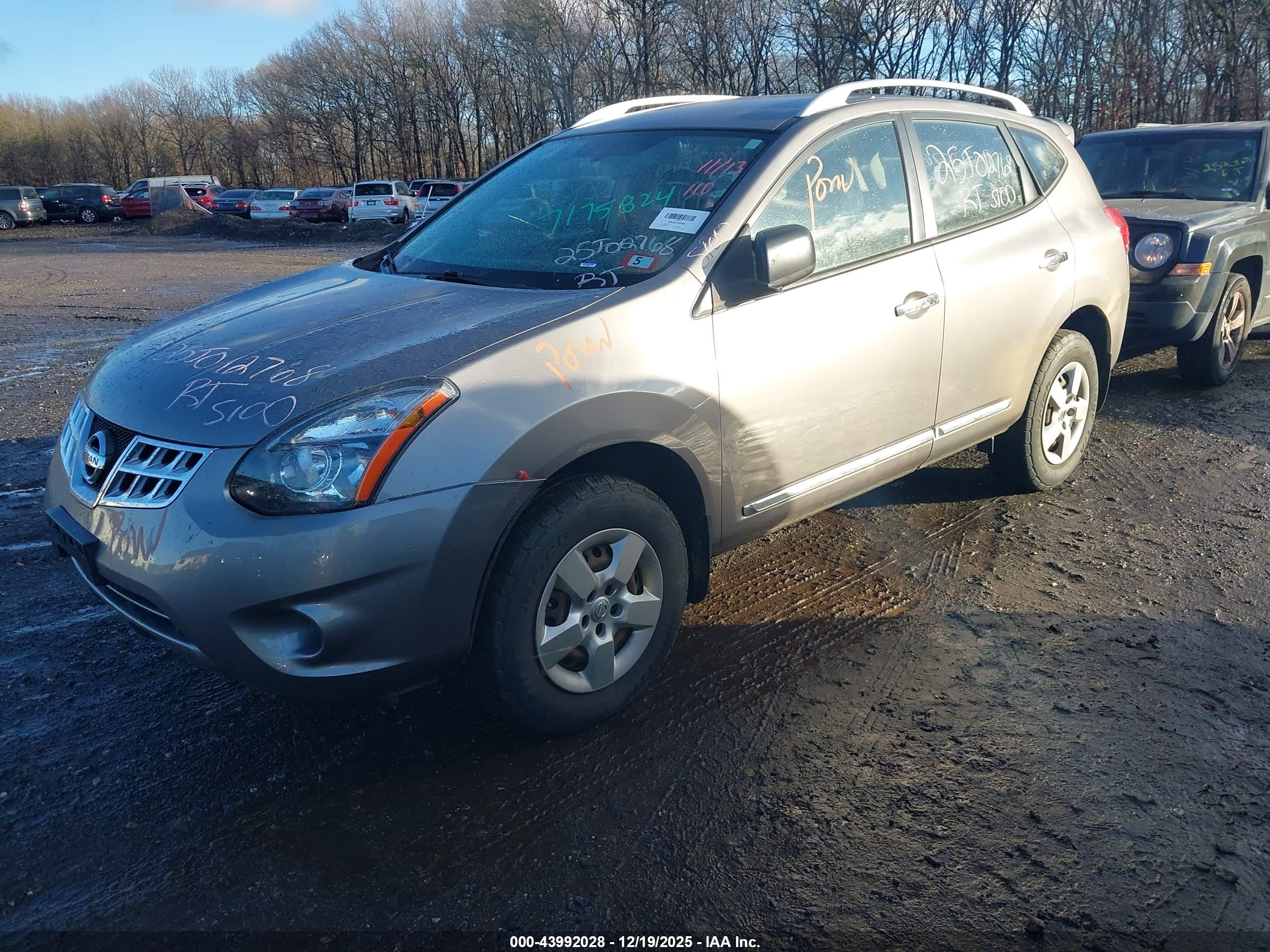 NISSAN ROGUE image 2
