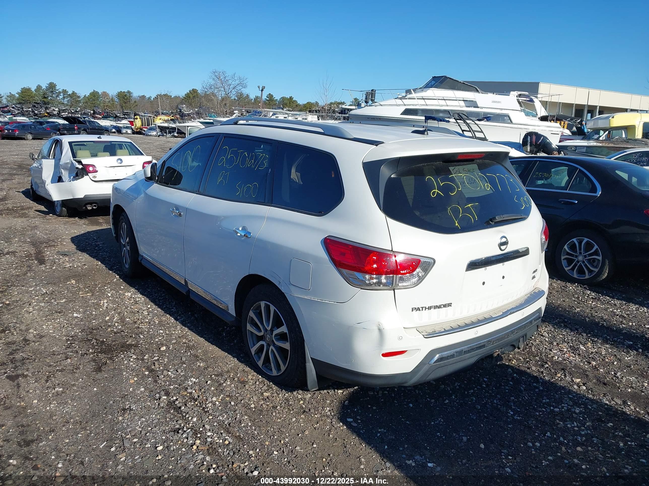 NISSAN PATHFINDER image 3