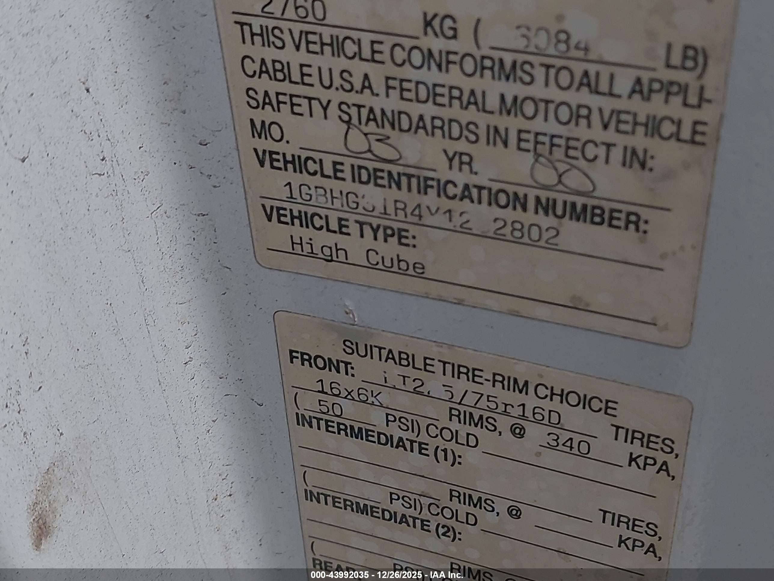 CHEVROLET EXPRESS image 9