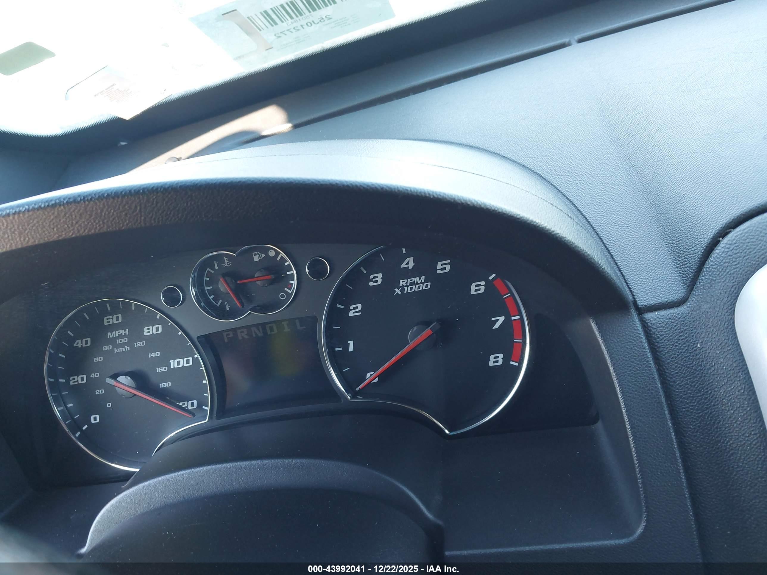 CHEVROLET EQUINOX image 7